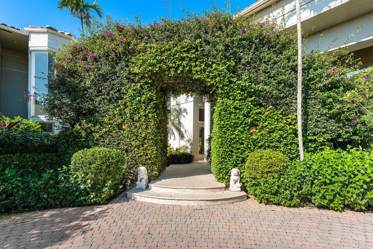 FRENCHMANS CREEK - Residential