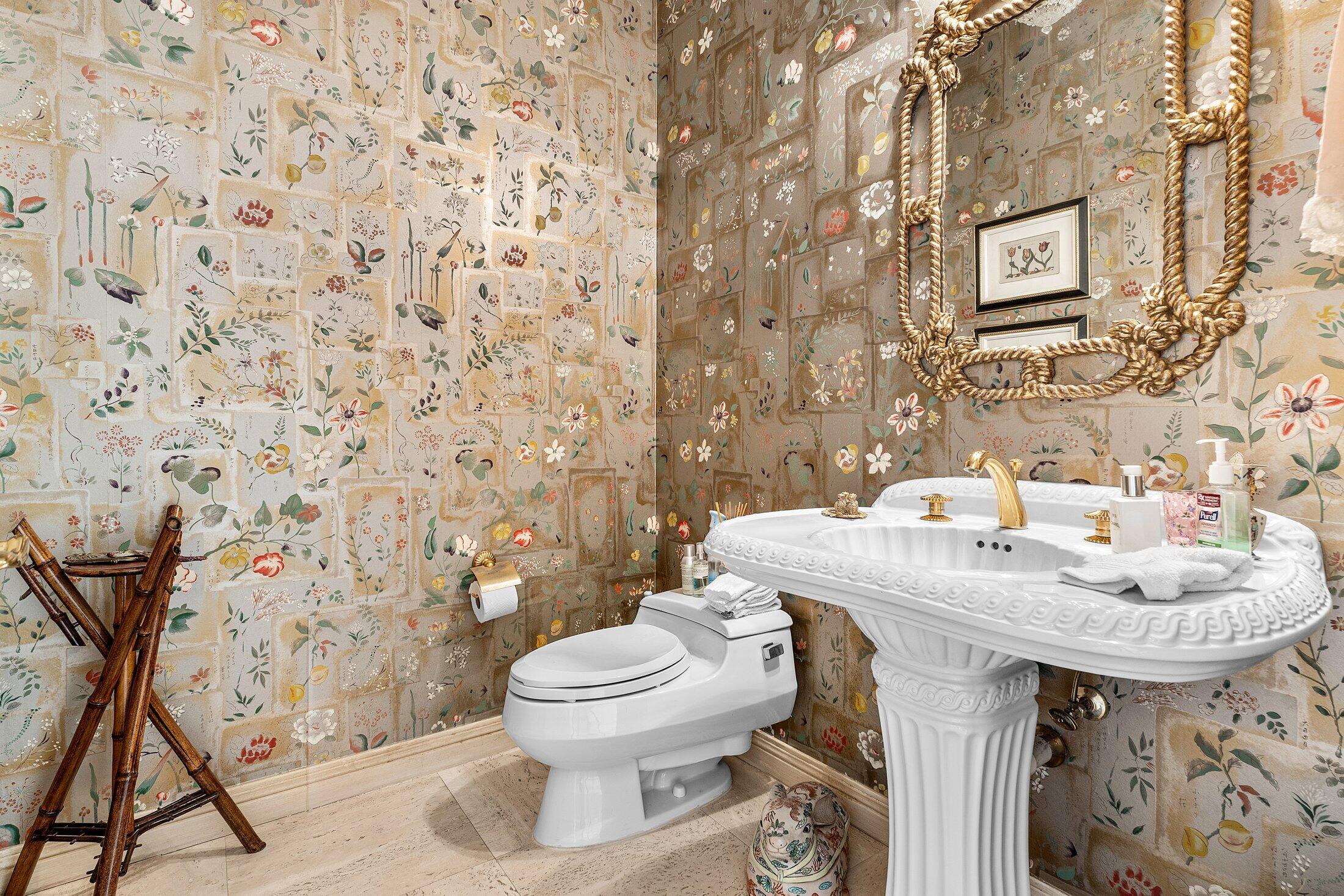 FRENCHMANS CREEK - Residential