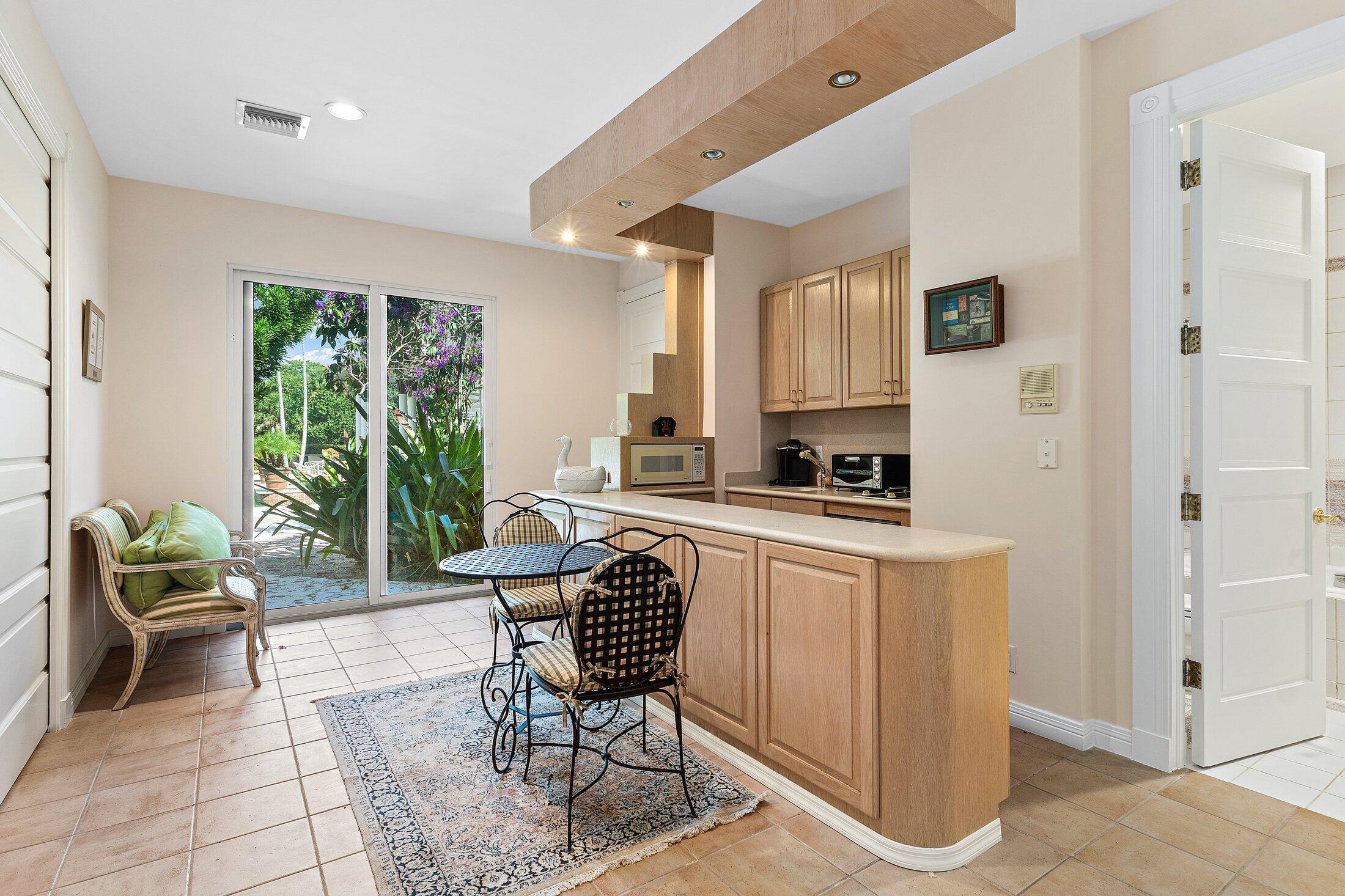 FRENCHMANS CREEK - Residential