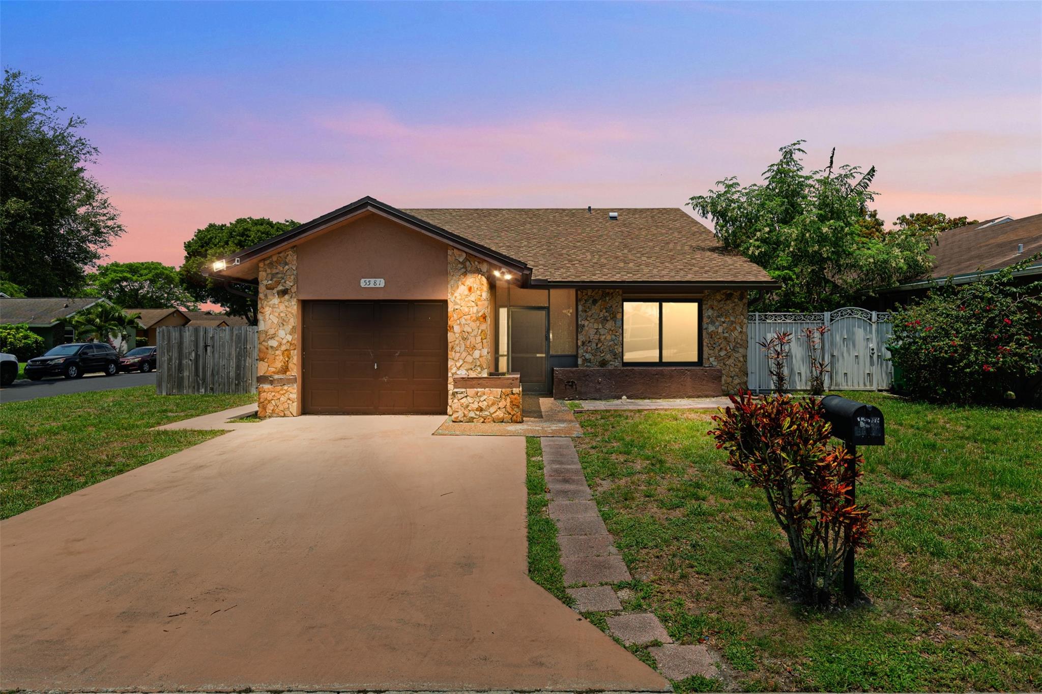 Discover this updated 3-bedroom, 2-bathroom, 1,547 sq ft single-level home situated on a spacious corner lot in a quiet cul-de-sac in Countryside West in Cooper City—just minutes from Fort Lauderdale!
This light-filled home features a 2-year-old roof, new furnace & central air conditioning system, new bedroom flooring, & a fully renovated kitchen w/brand-new stainless steel appliances. The interior has been freshly painted throughout & includes new ceiling fans, creating a clean & welcoming atmosphere.
Your fenced backyard with a patio is ideal for outdoor dining, entertaining, & enjoying Florida living.
Located in Cooper City school district, this home is perfect as a primary residence or investment opportunity. With its combination of comfort, location, and upgrades, don't miss out!