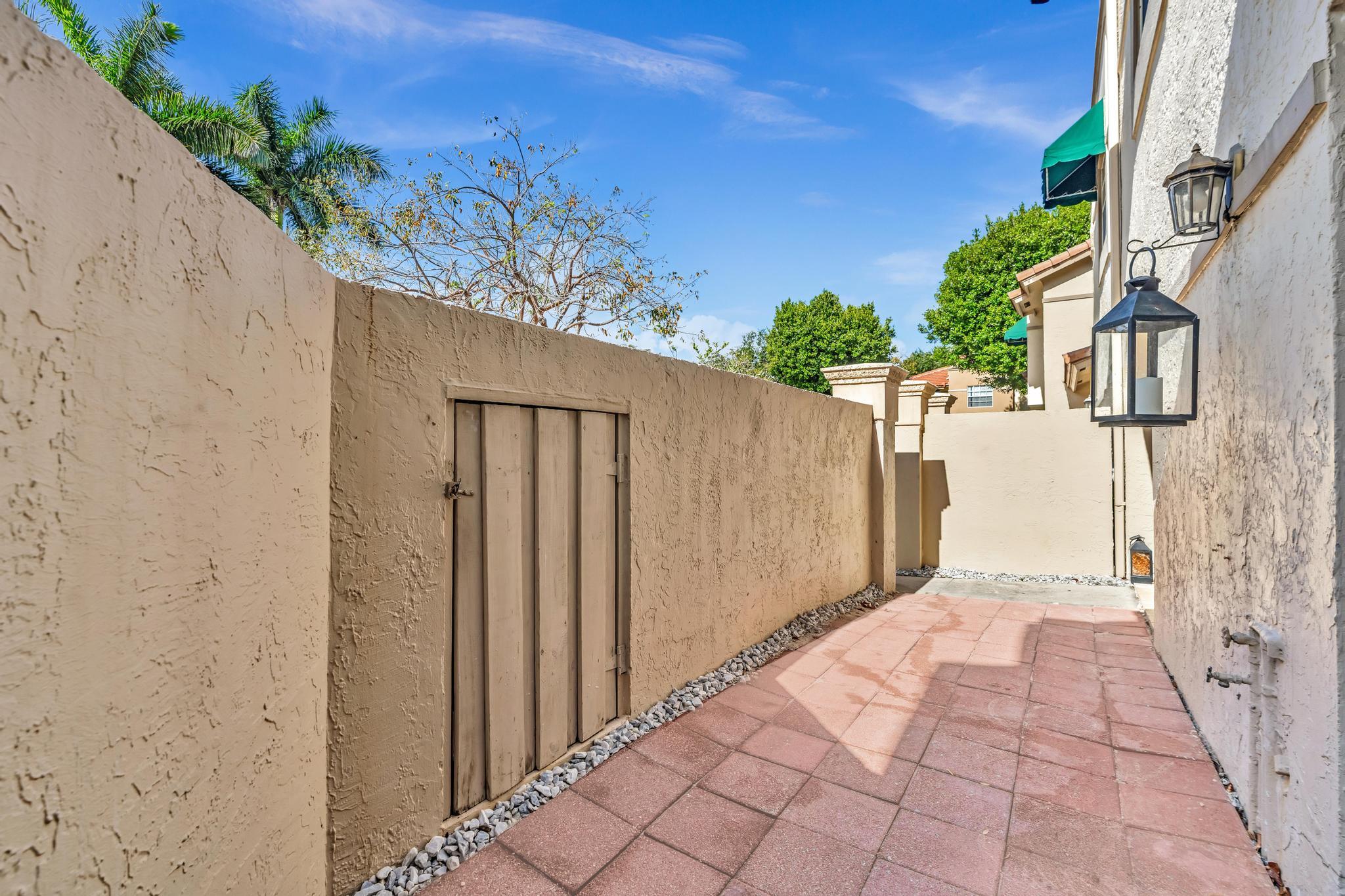 PLUM AT BOCA POINTE CONDOS ONE THRU 15 FILED IN OR - Residential