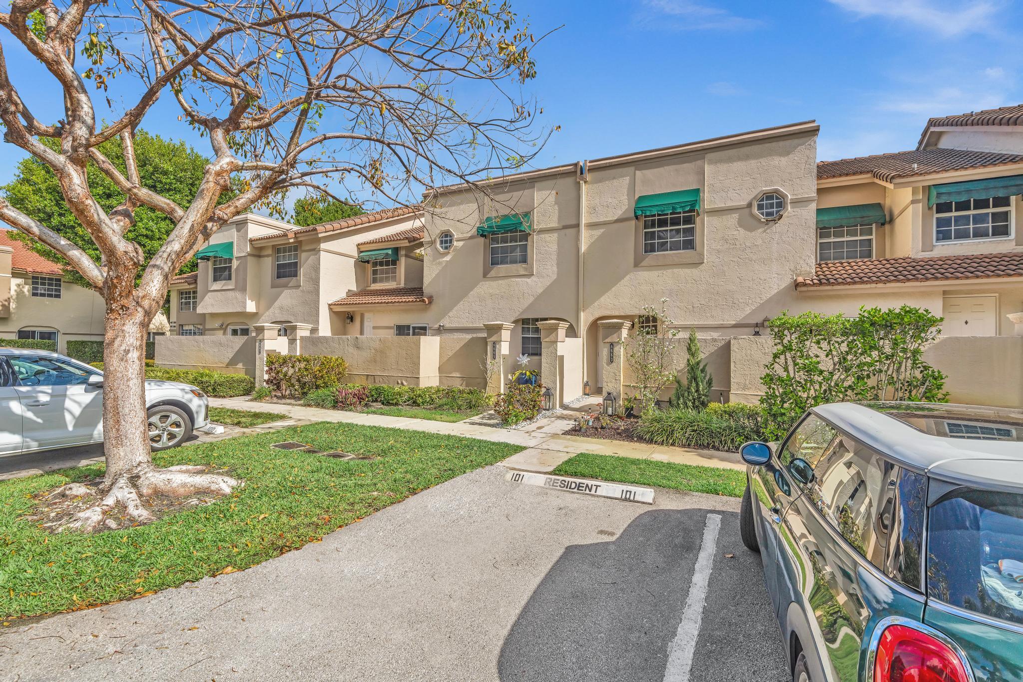 PLUM AT BOCA POINTE CONDOS ONE THRU 15 FILED IN OR - Residential