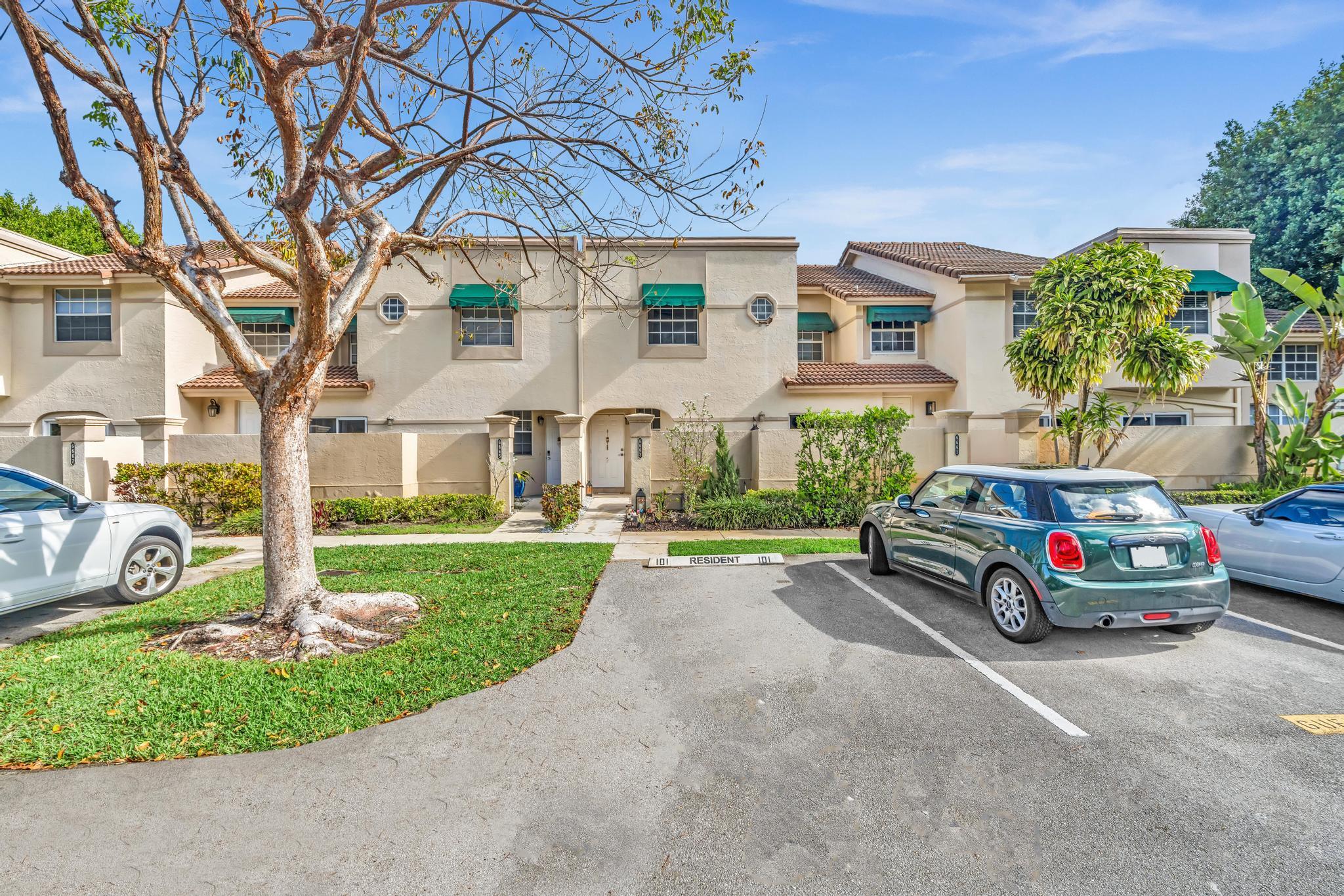 PLUM AT BOCA POINTE CONDOS ONE THRU 15 FILED IN OR - Residential