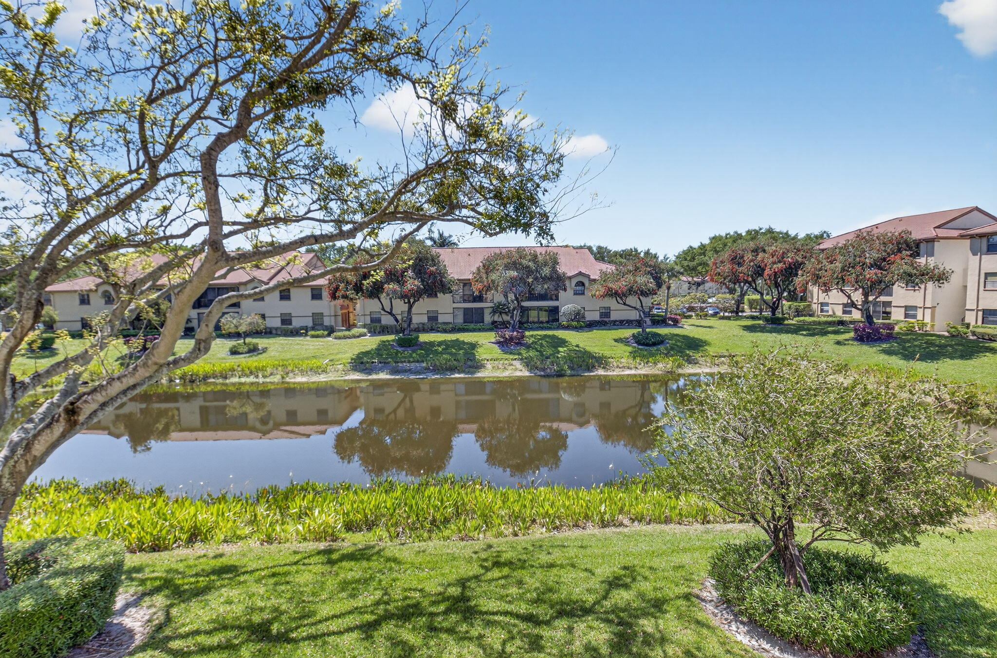 EXCELLENTE VILLAGE A,B,C,D,F, & G CONDO - Residential