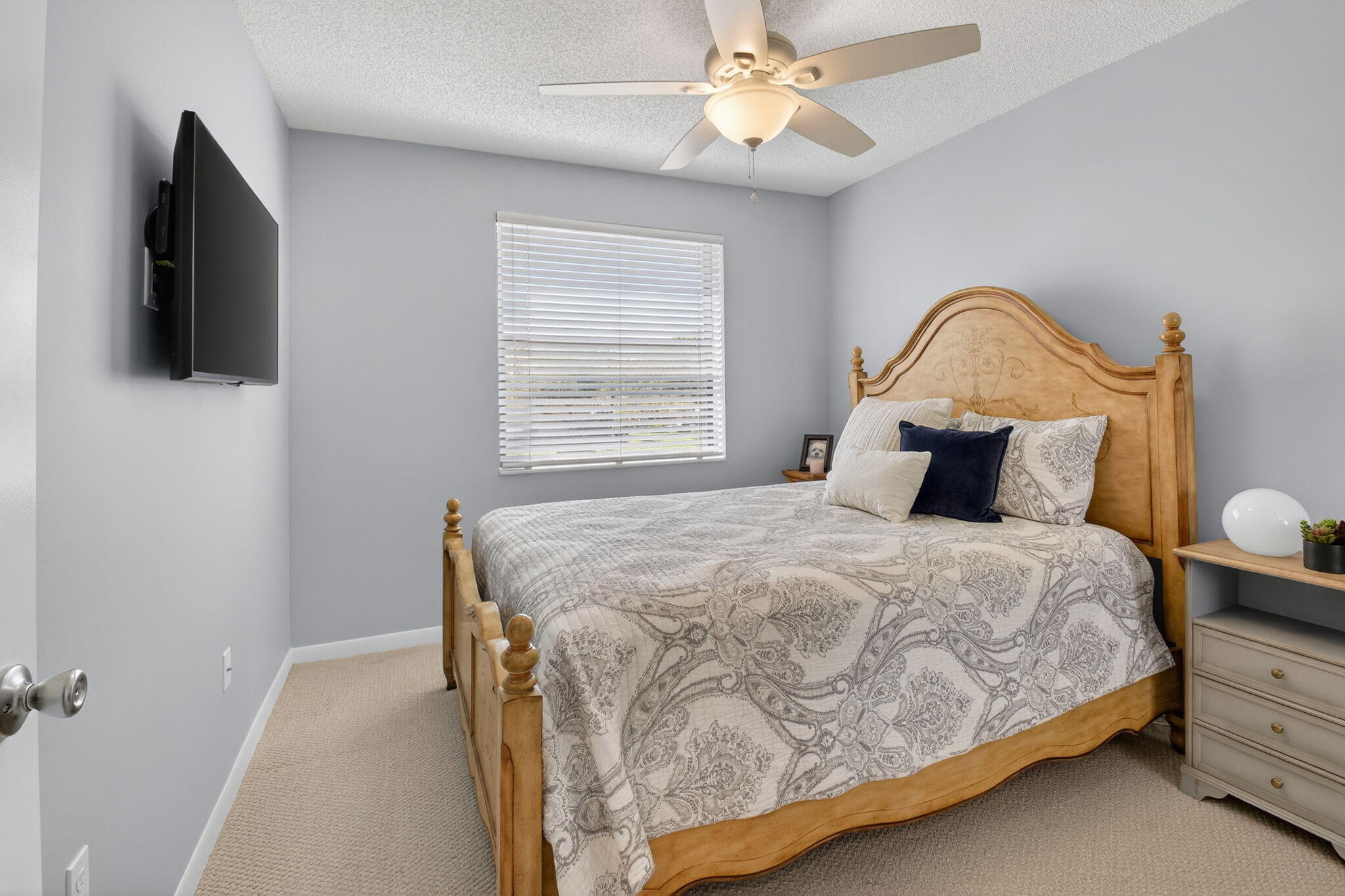 EXCELLENTE VILLAGE A,B,C,D,F, & G CONDO - Residential