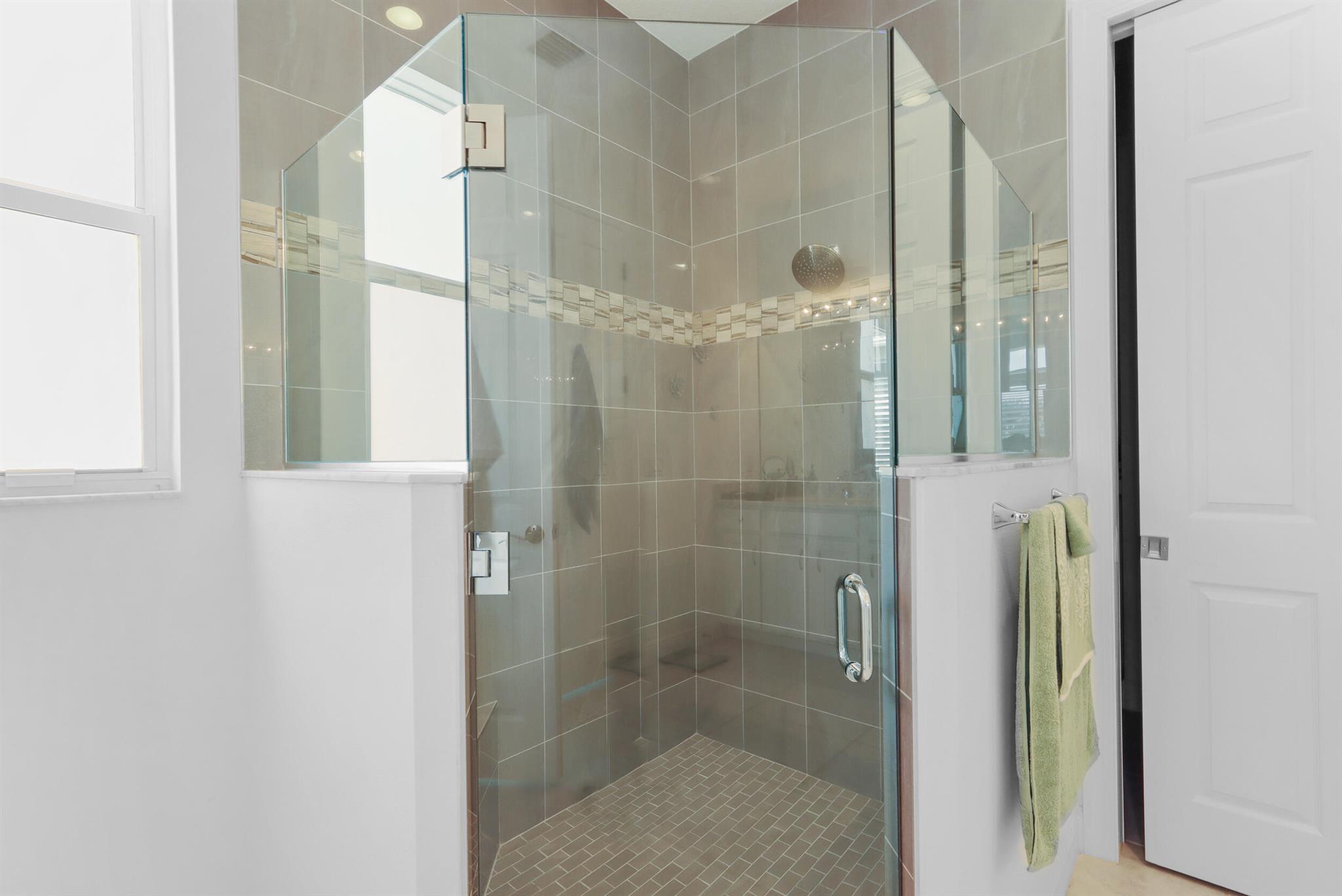 VERANO SOUTH PUD 1 - POD - Residential Lease