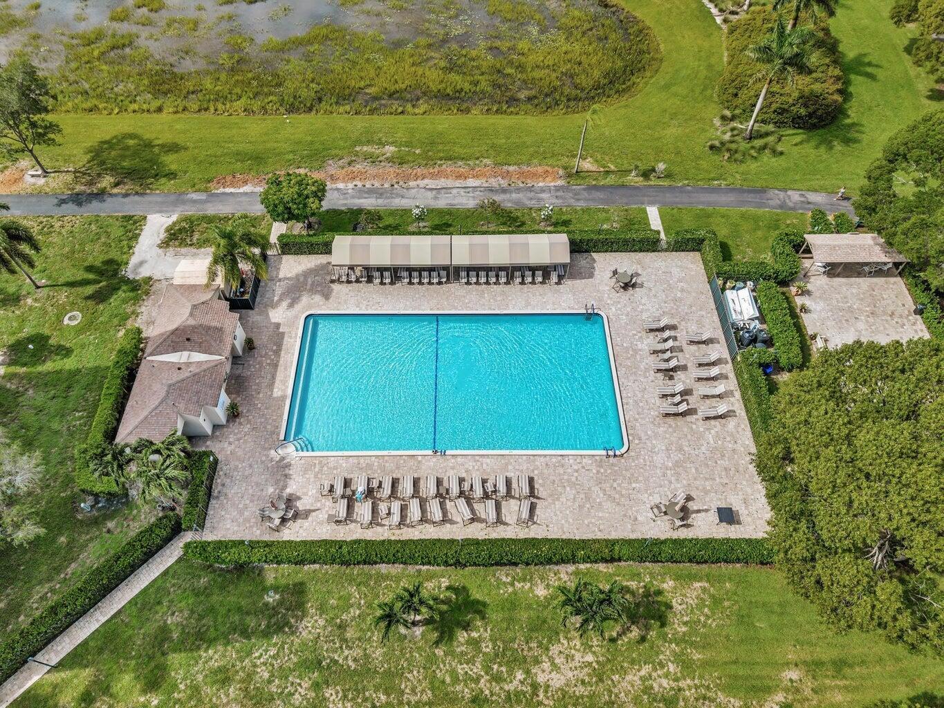 HUNTINGTON LAKES SEC THREE CONDOS - Residential Lease