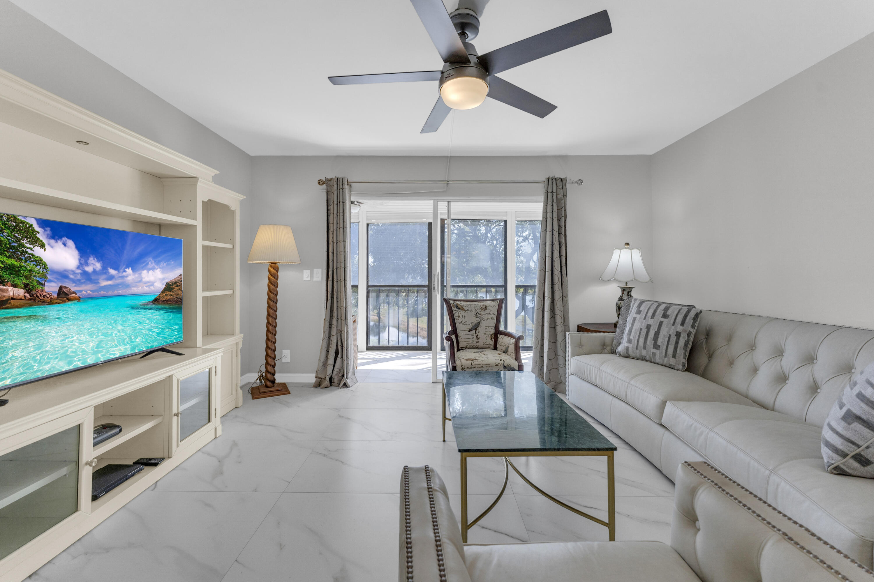 HUNTINGTON LAKES SEC THREE CONDOS - Residential Lease