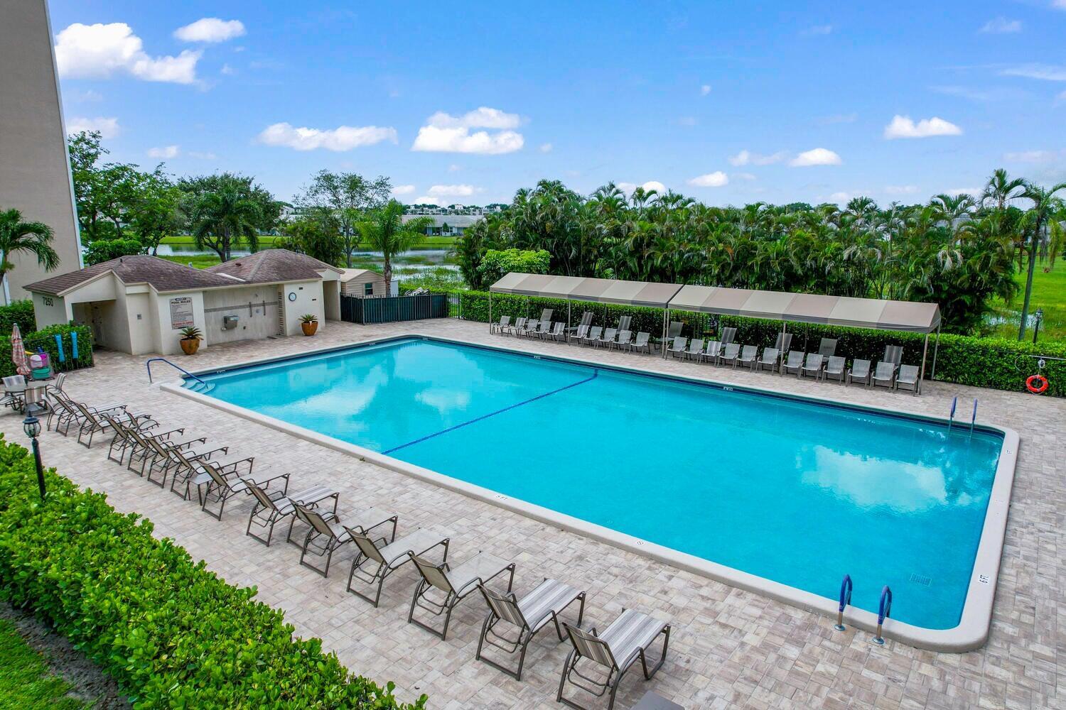 HUNTINGTON LAKES SEC THREE CONDOS - Residential Lease