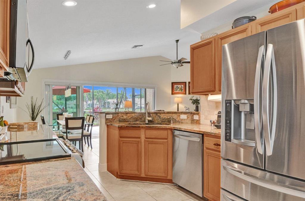 TUSCANY BAY - Residential