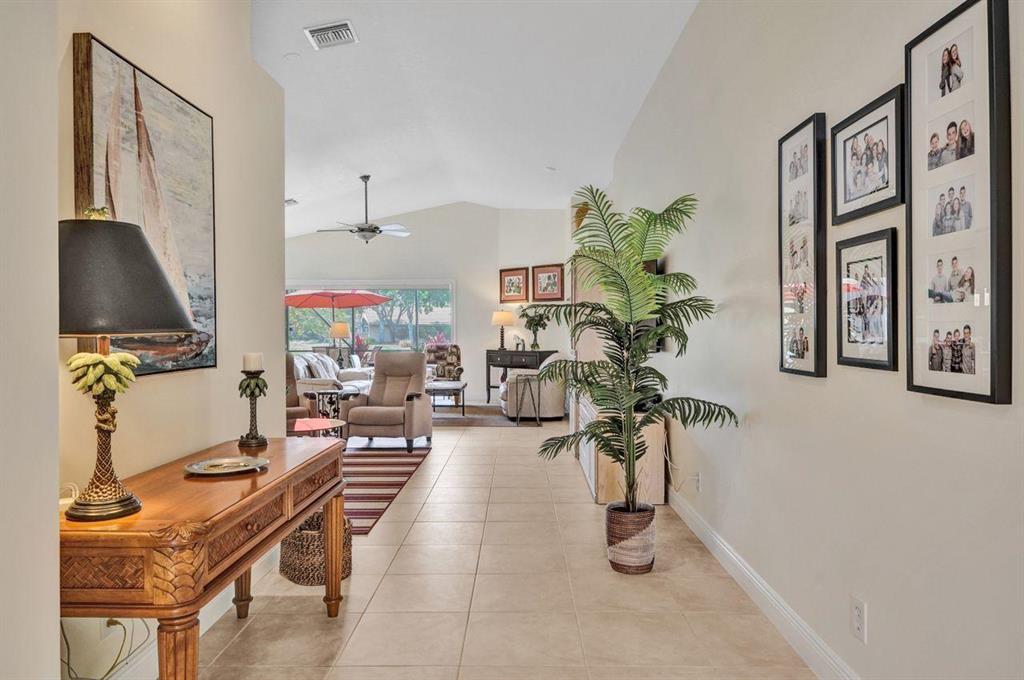 TUSCANY BAY - Residential