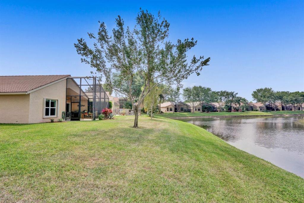 TUSCANY BAY - Residential