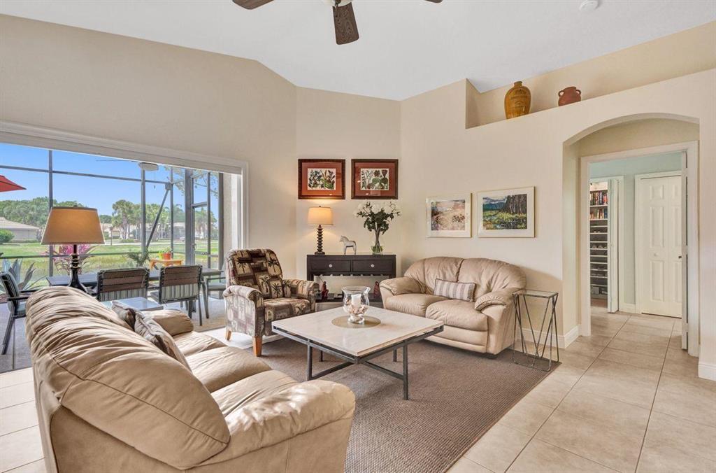 TUSCANY BAY - Residential