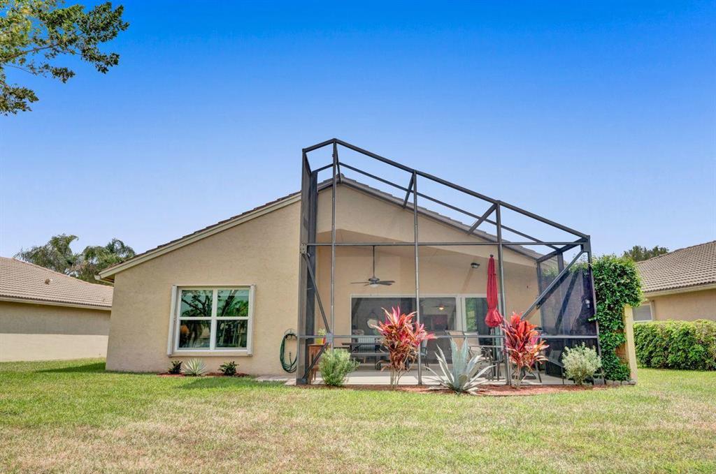 TUSCANY BAY - Residential