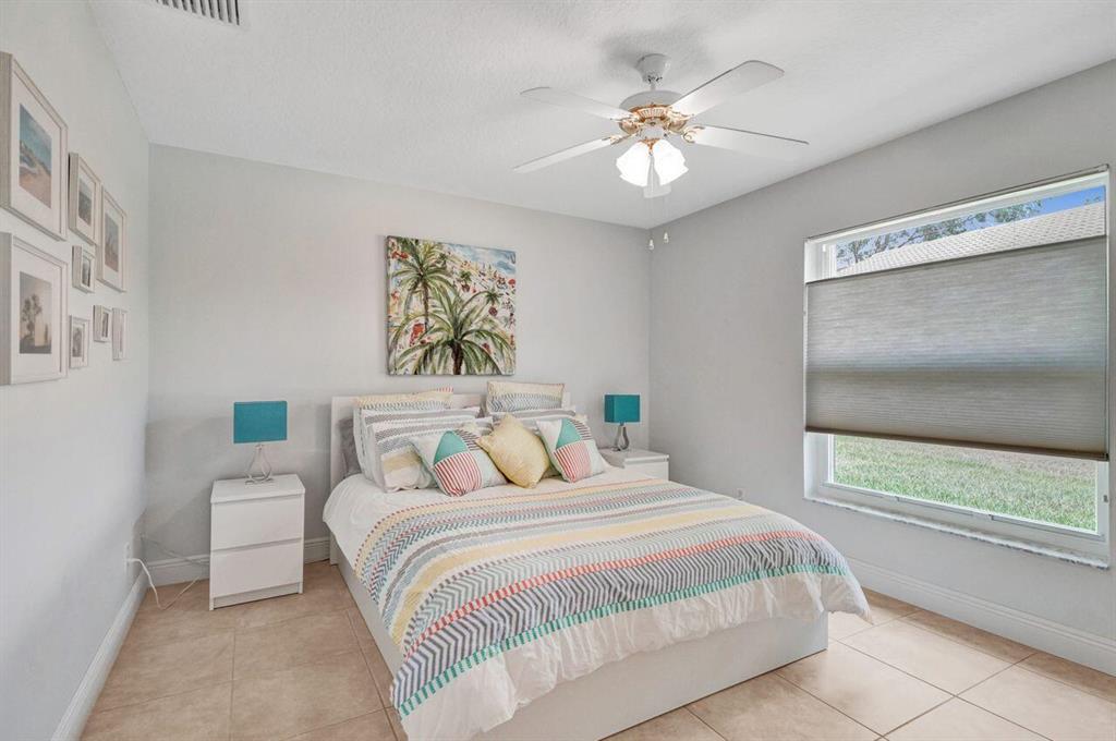 TUSCANY BAY - Residential