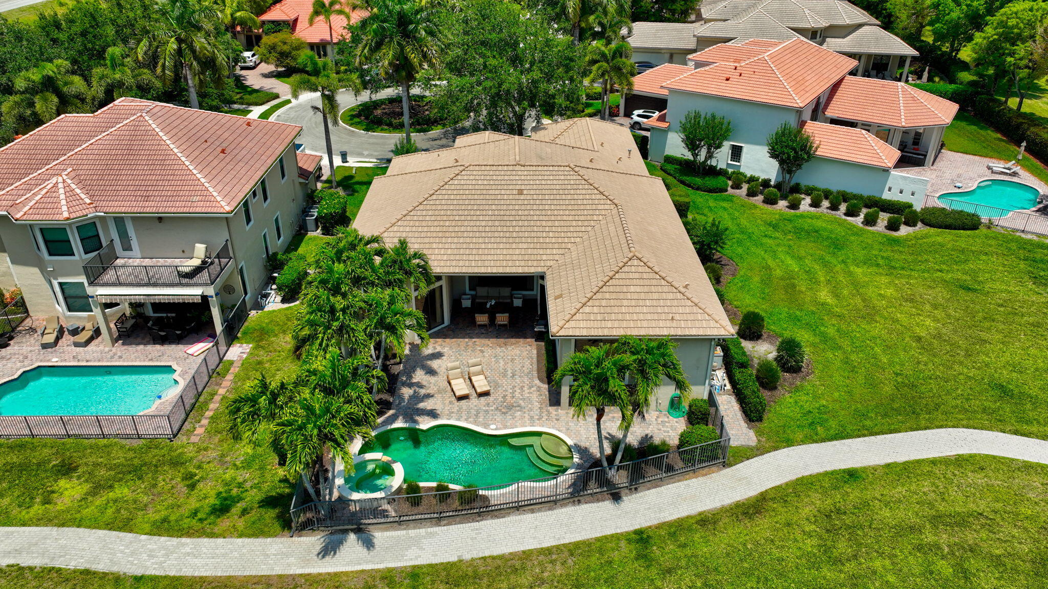 CASA BELLA - Residential