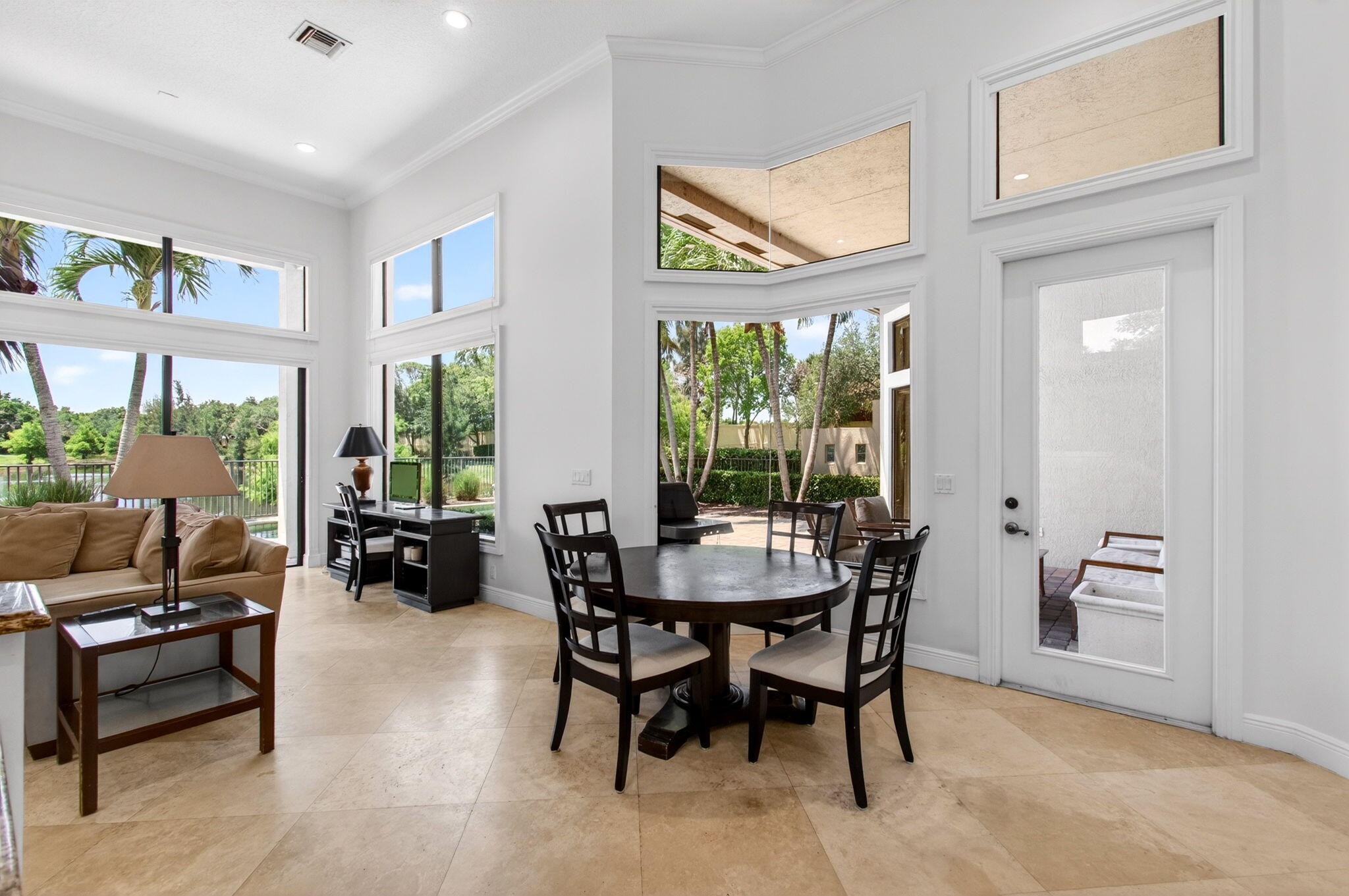 CASA BELLA - Residential