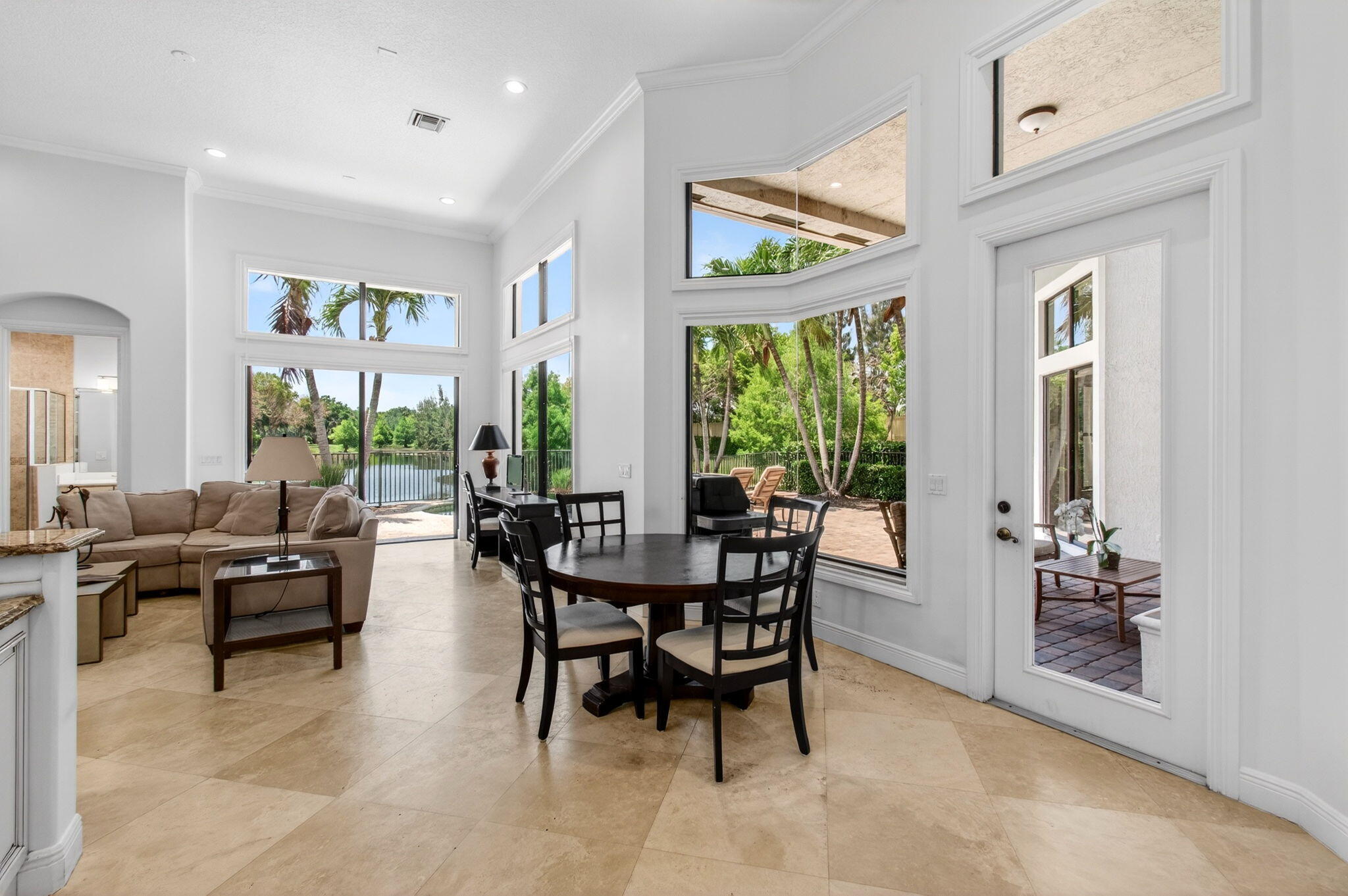 CASA BELLA - Residential