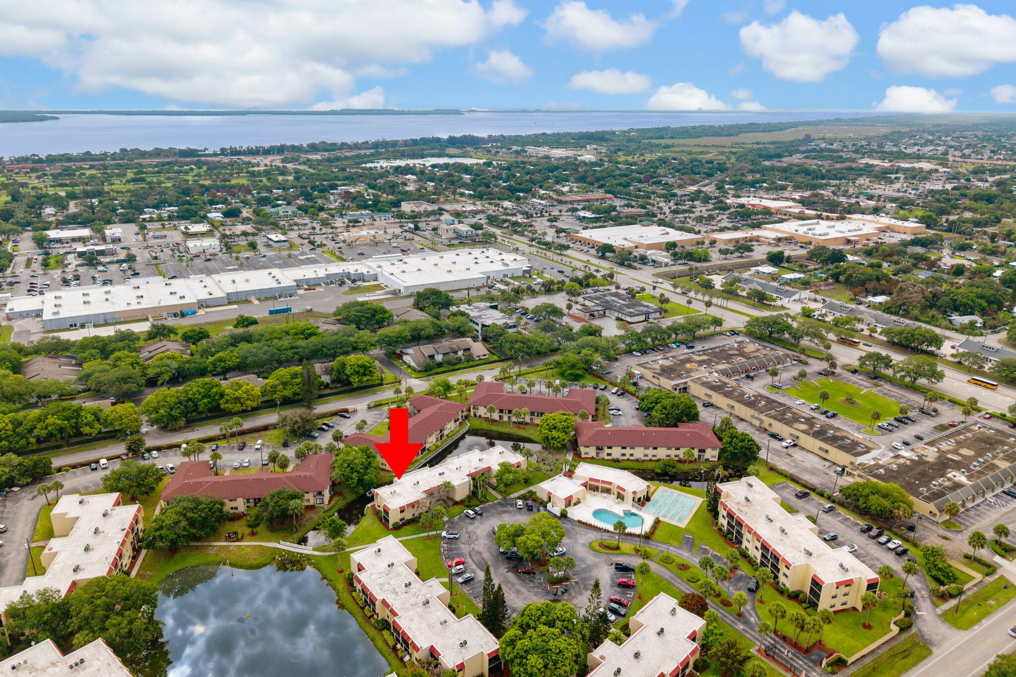 ISLAND HOUSE CONDOMINIUM PHASE I - Residential
