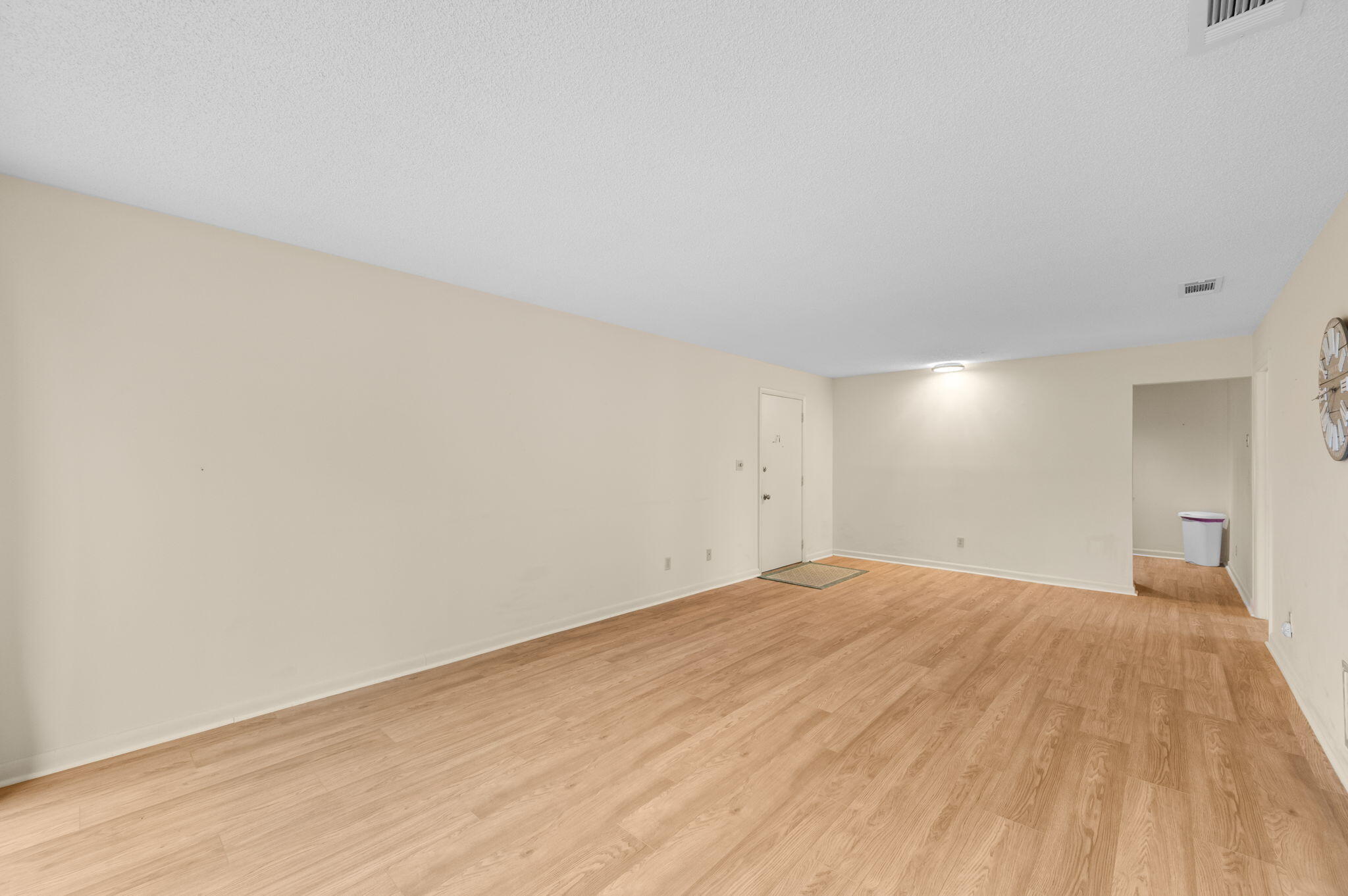 ISLAND HOUSE CONDOMINIUM PHASE I - Residential