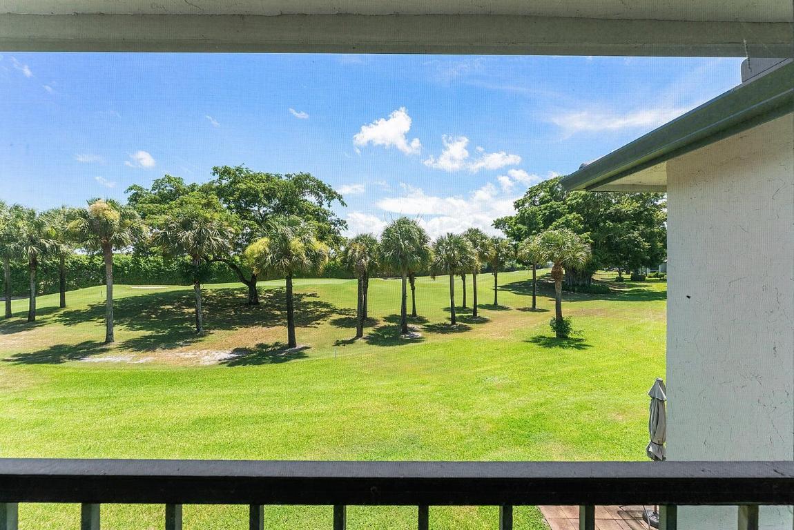 SOUTHPORT AT HUNTERS RUN CONDO - Residential