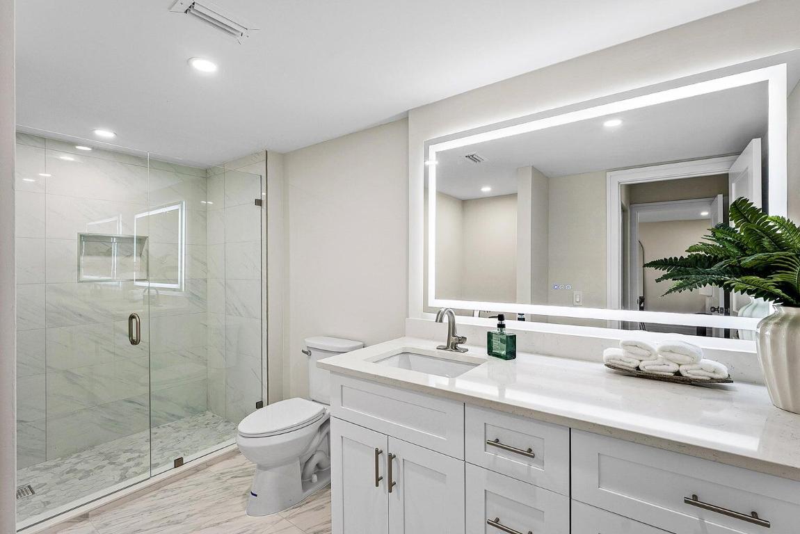 SOUTHPORT AT HUNTERS RUN CONDO - Residential