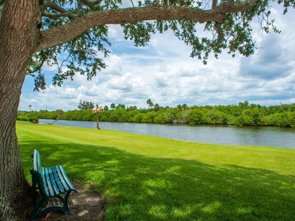 Vista Harbor - Residential