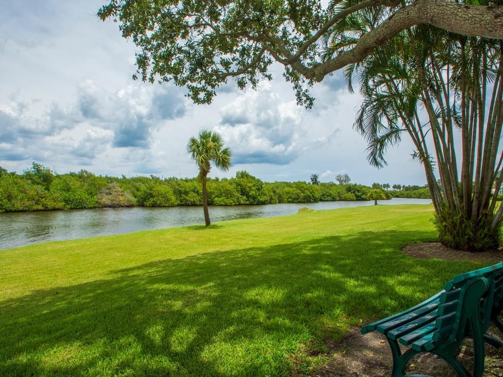 Vista Harbor - Residential