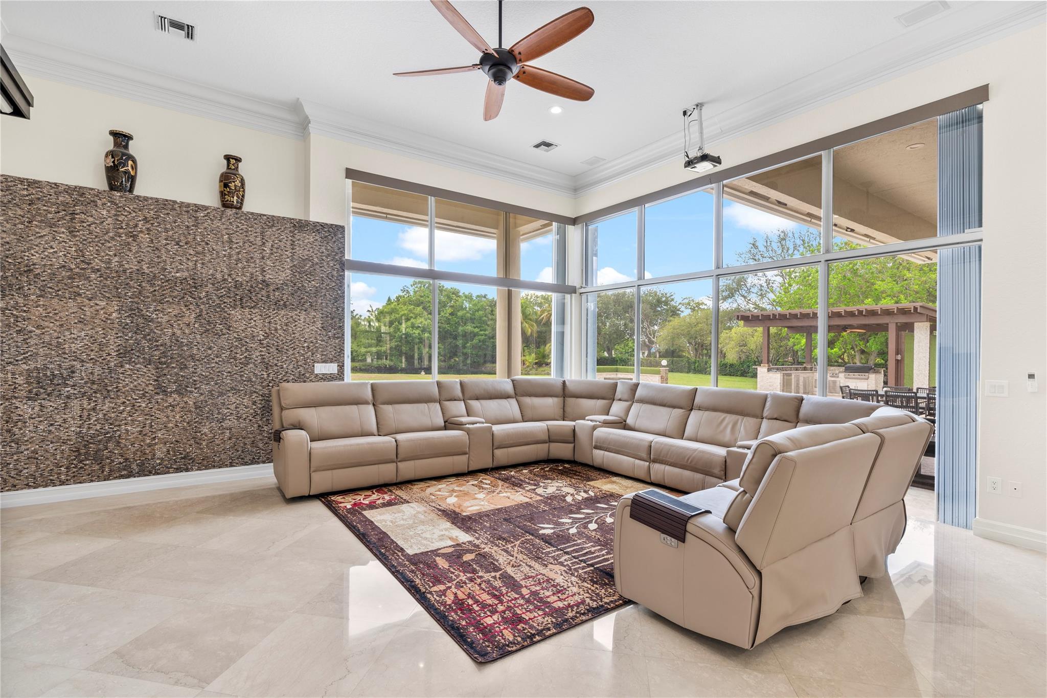 FLAMINGO GROVES - Residential