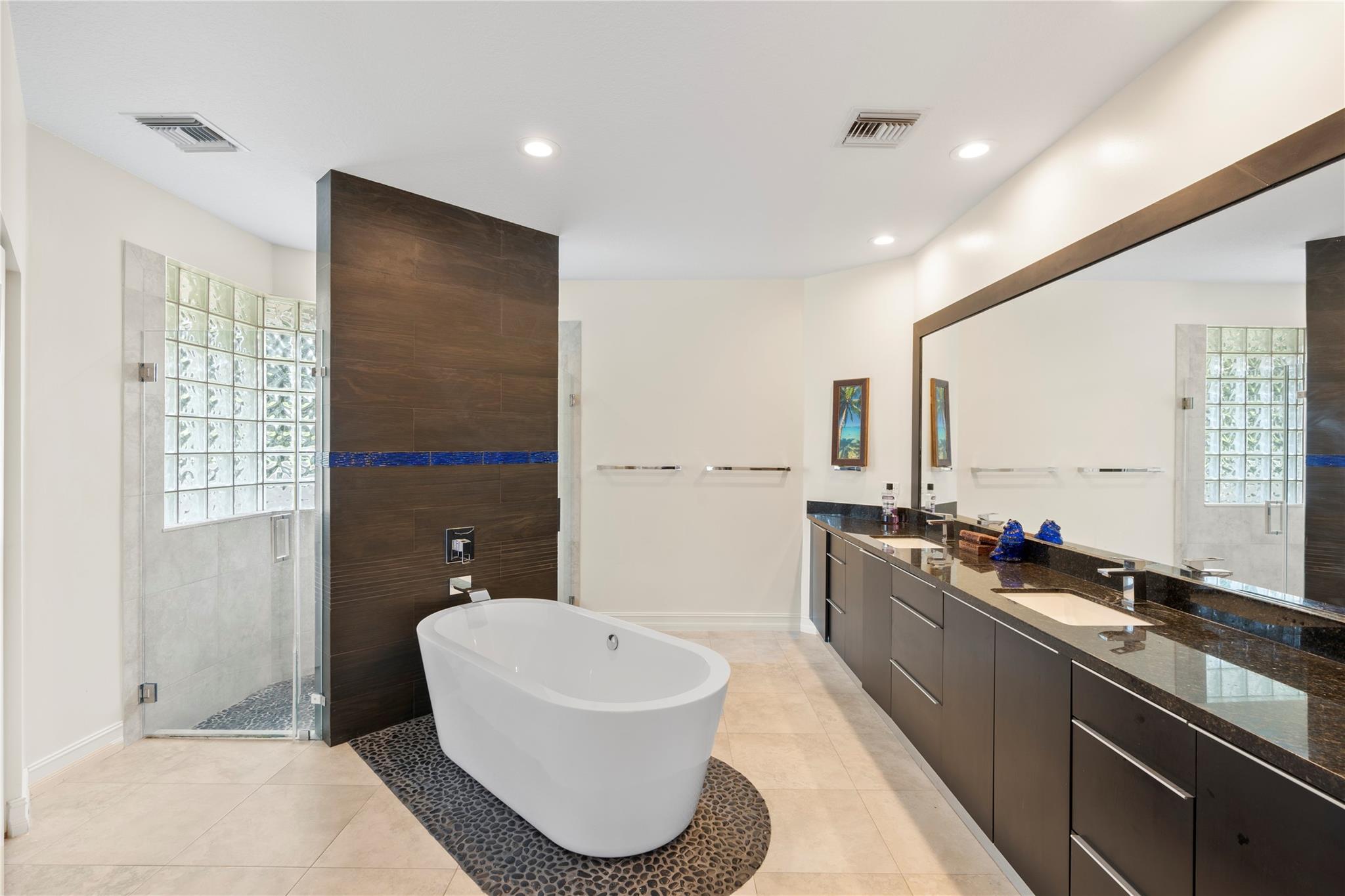 FLAMINGO GROVES - Residential