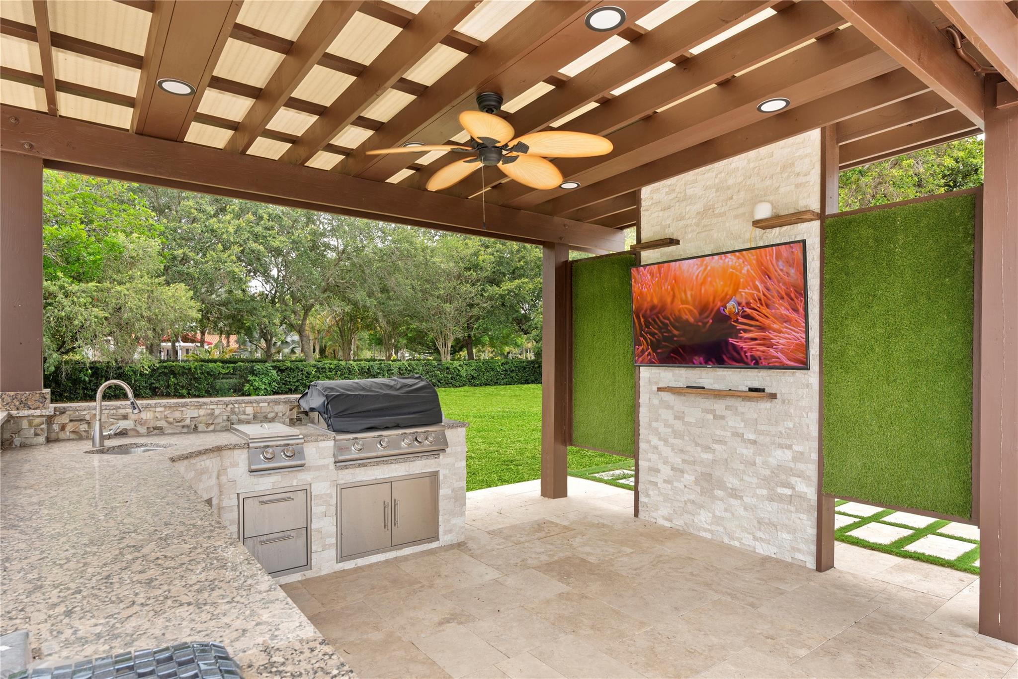 FLAMINGO GROVES - Residential