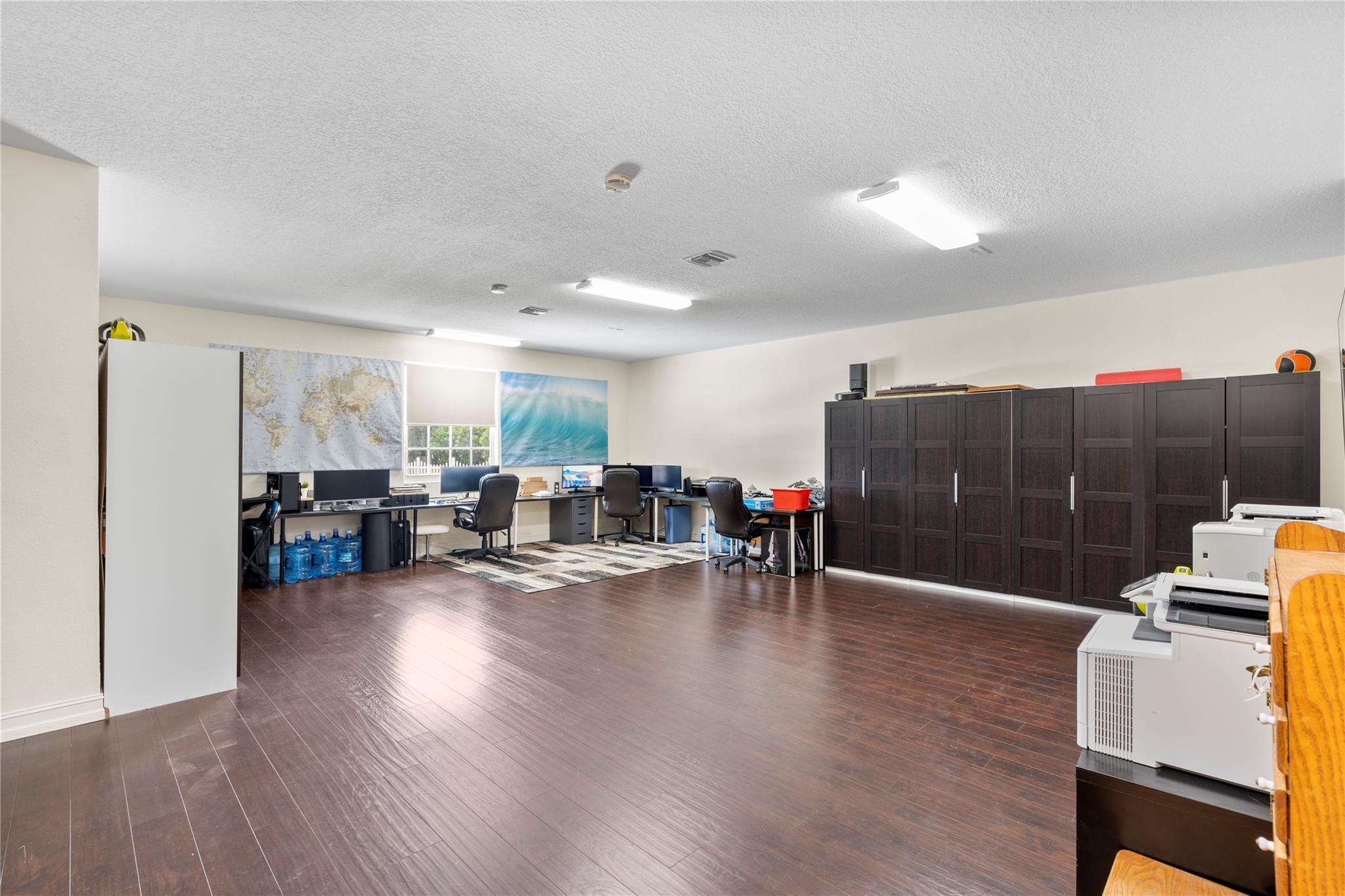 FLAMINGO GROVES - Residential