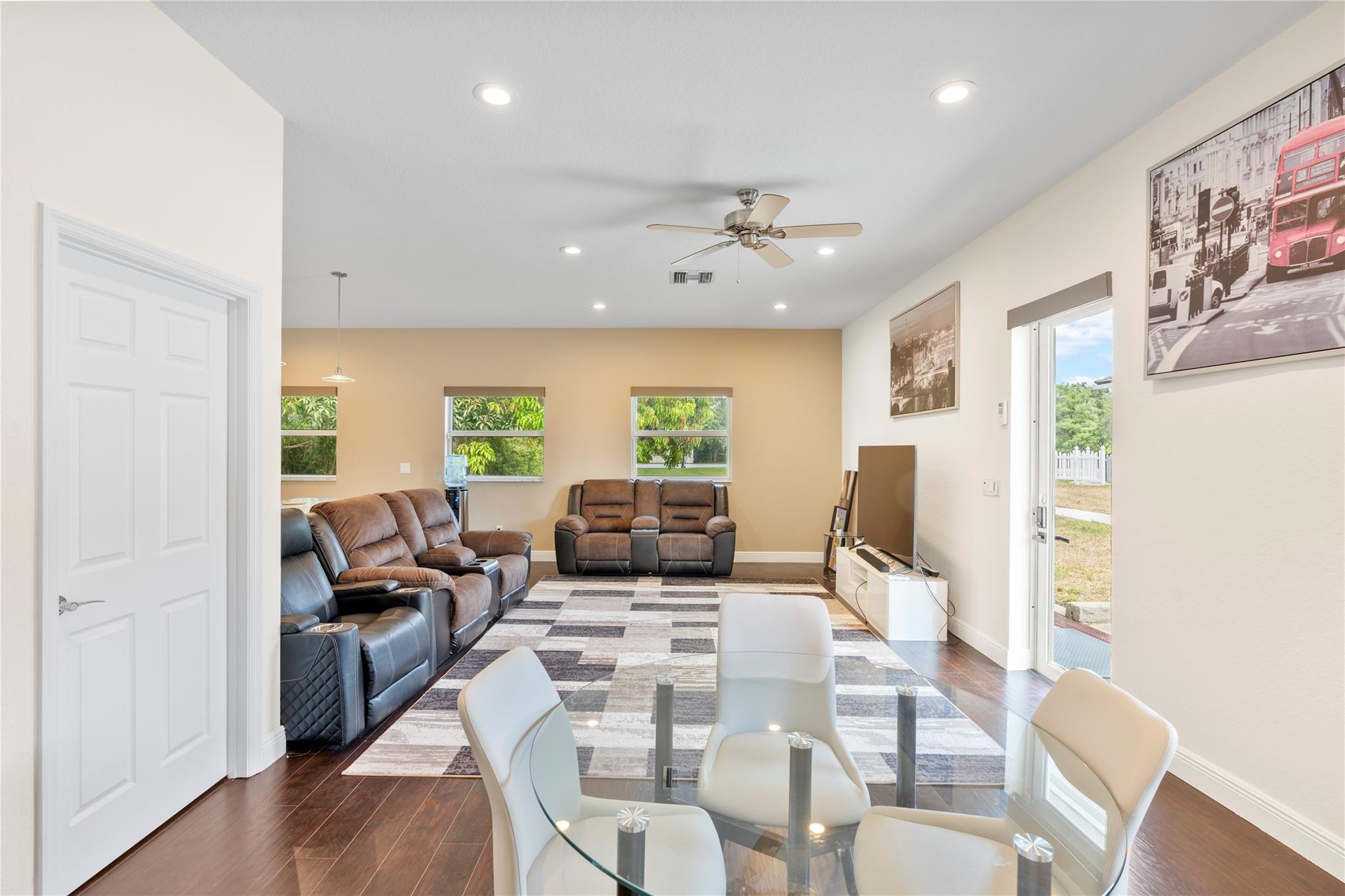 FLAMINGO GROVES - Residential