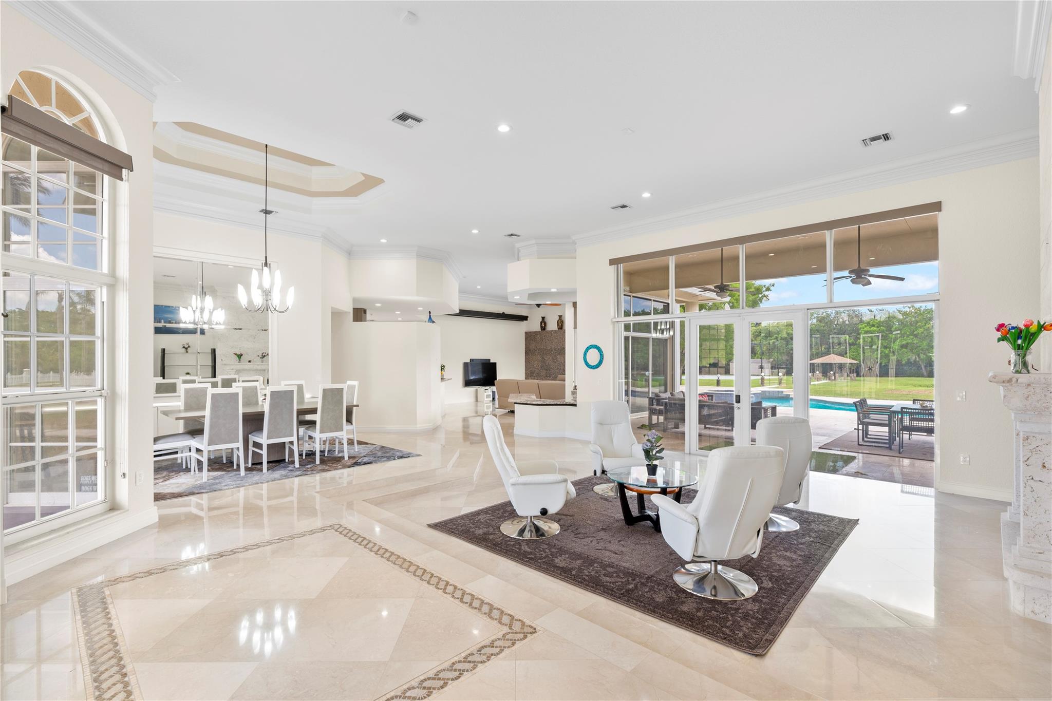 FLAMINGO GROVES - Residential