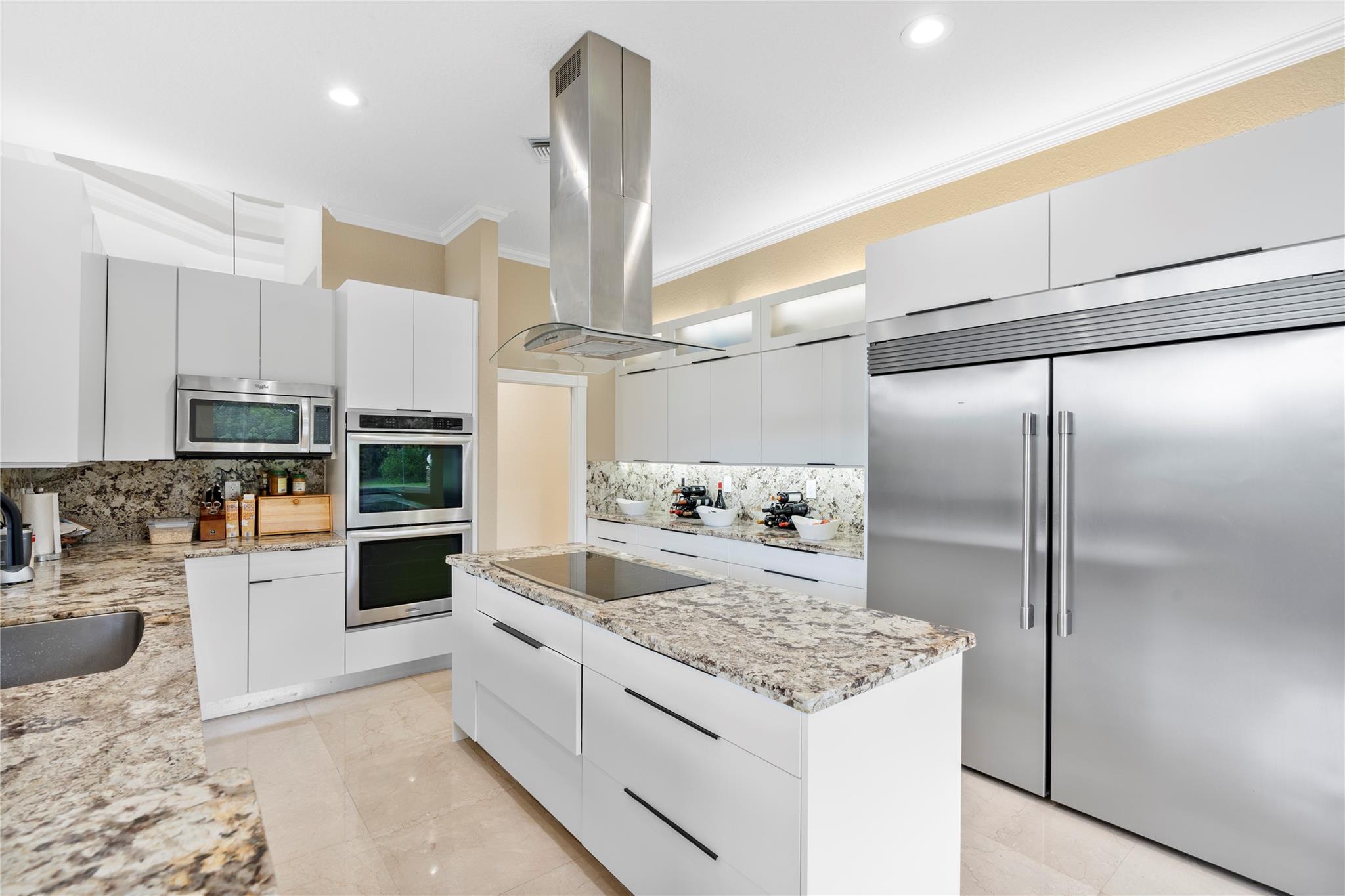 FLAMINGO GROVES - Residential