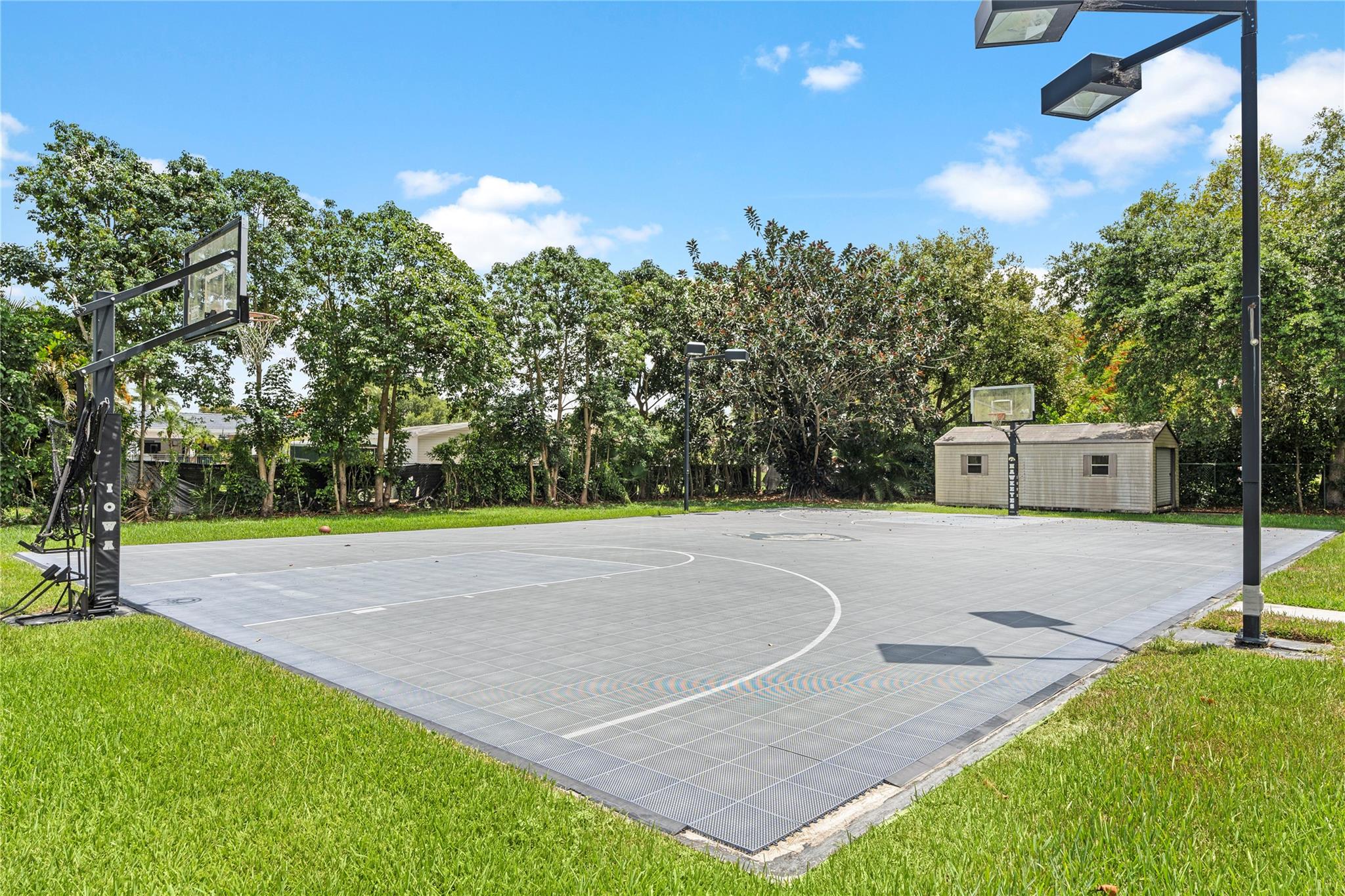 FLAMINGO GROVES - Residential