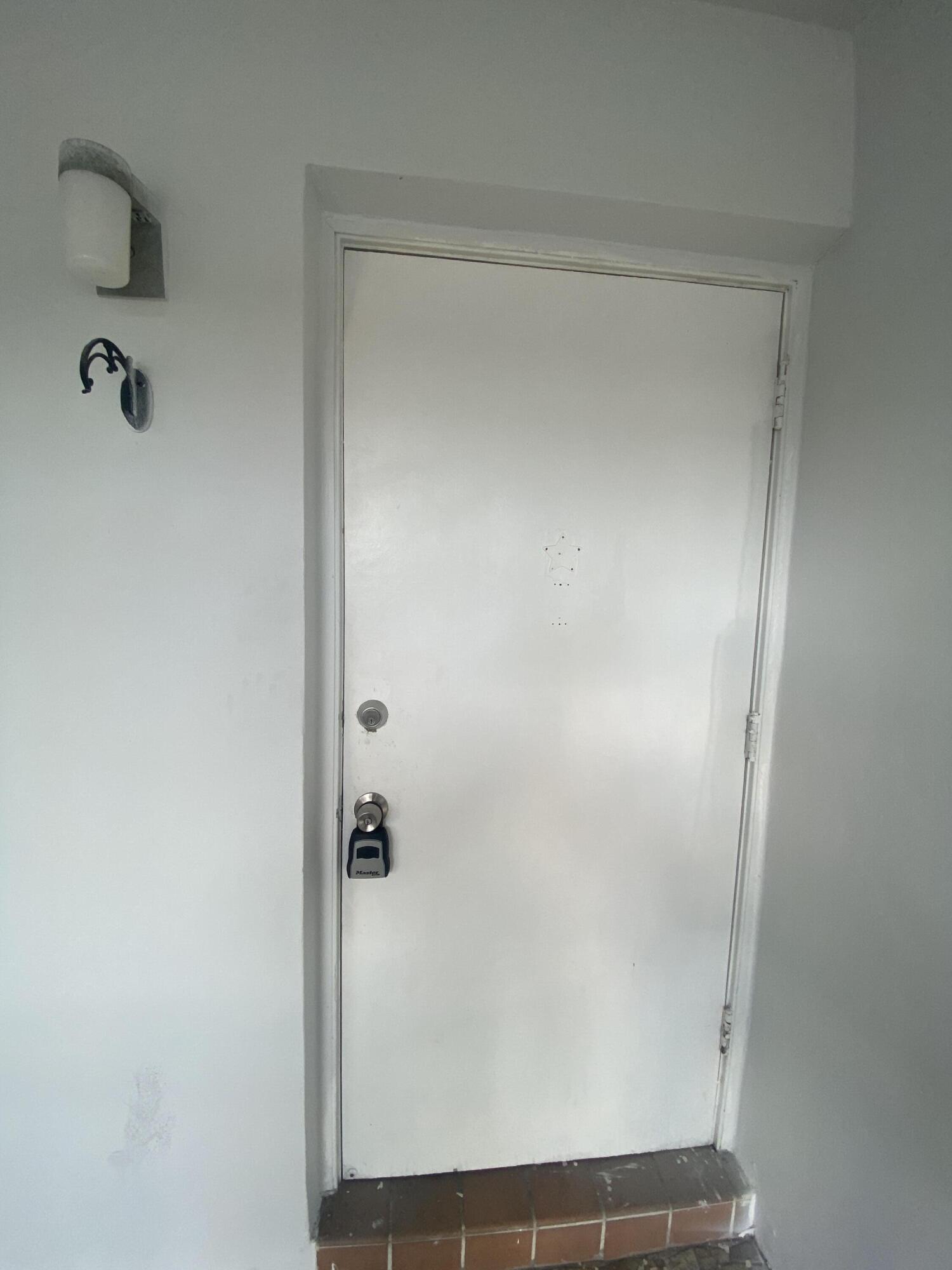 Plaza Apartments - Residential