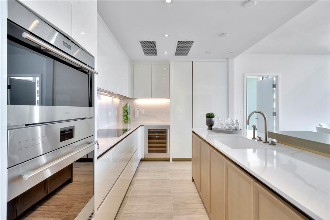 Four Seasons - Residential