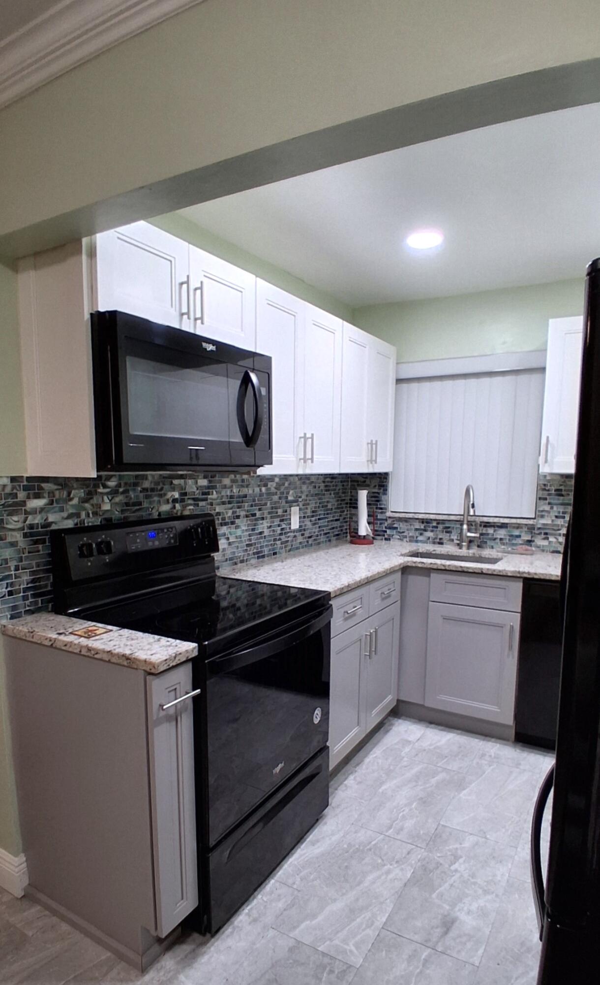 Fillmore Condo - Residential