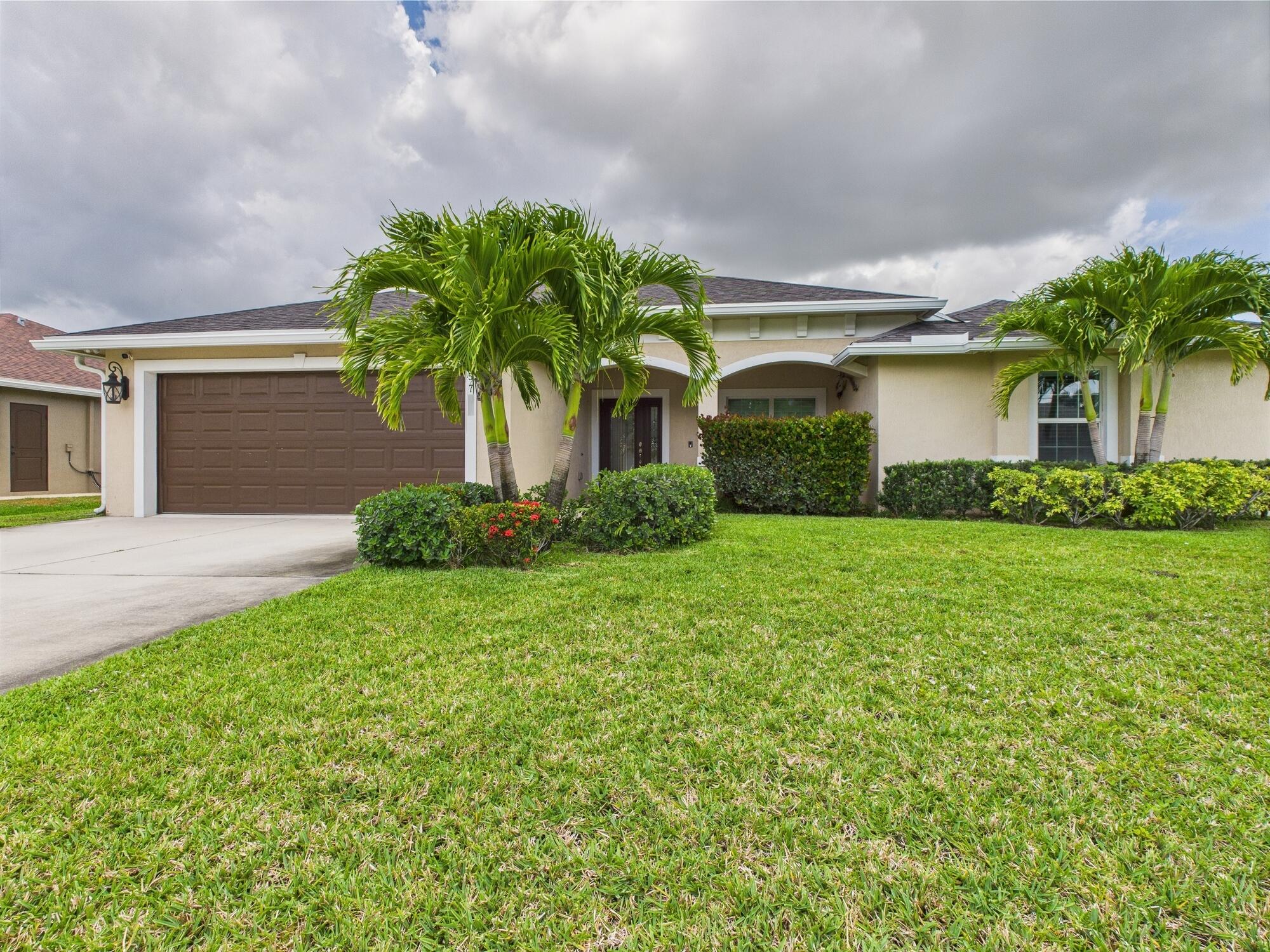 PORT ST LUCIE SECTION 44 - Residential