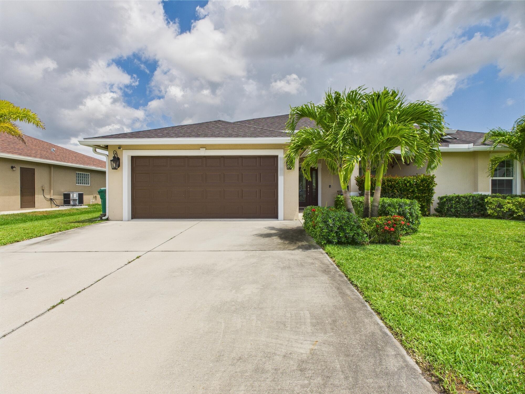 PORT ST LUCIE SECTION 44 - Residential