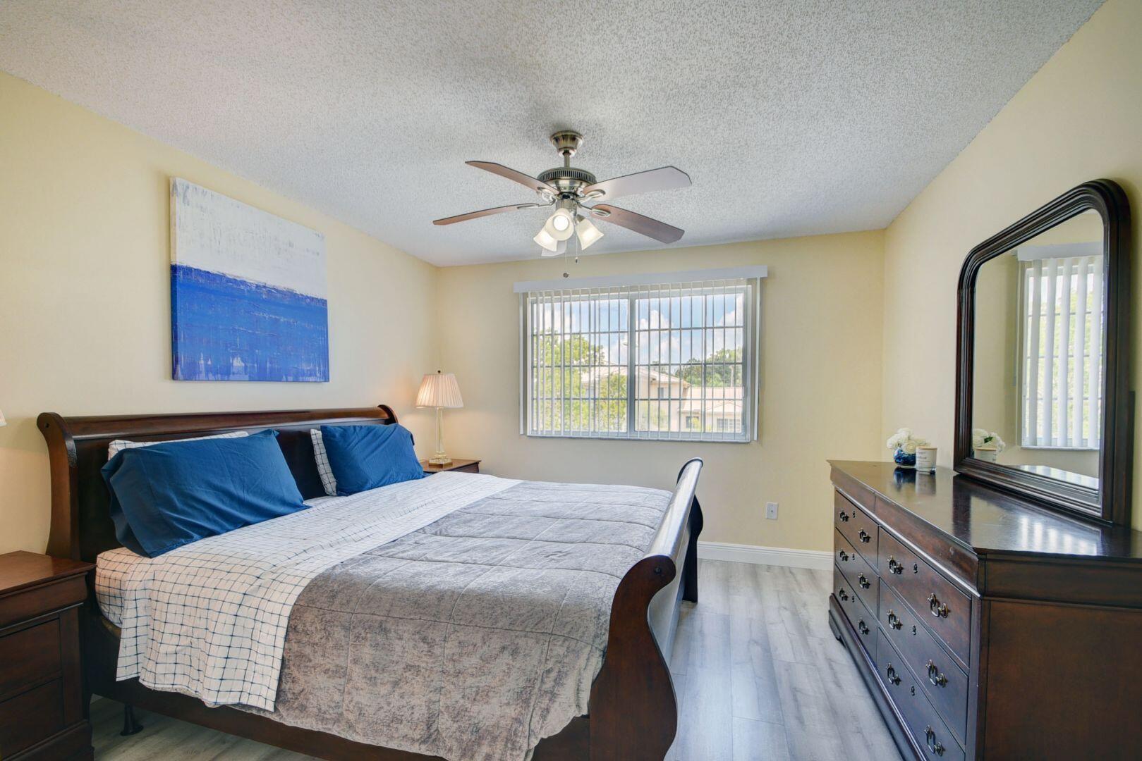 GRAND VIEW AT CRESTWOOD CONDO - Residential Lease