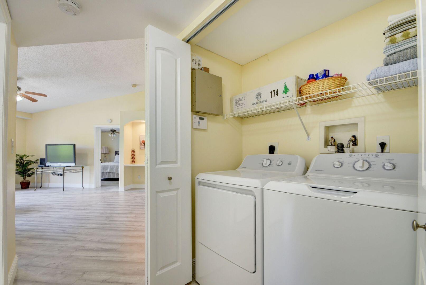 GRAND VIEW AT CRESTWOOD CONDO - Residential Lease