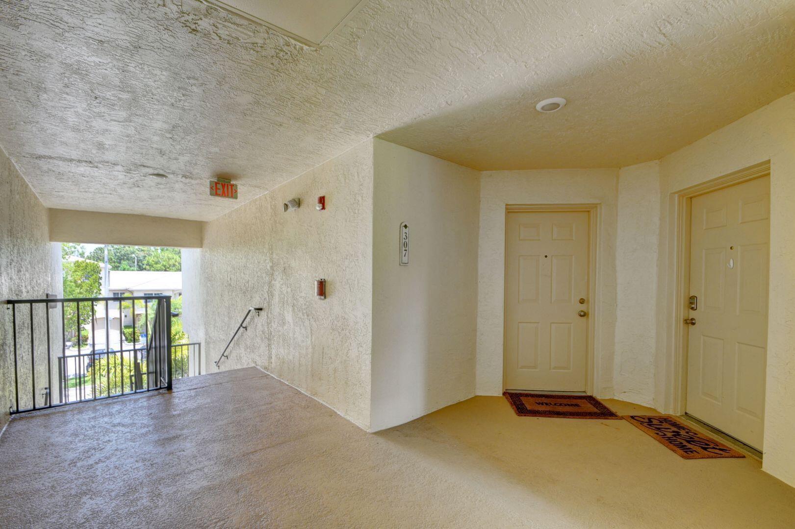 GRAND VIEW AT CRESTWOOD CONDO - Residential Lease