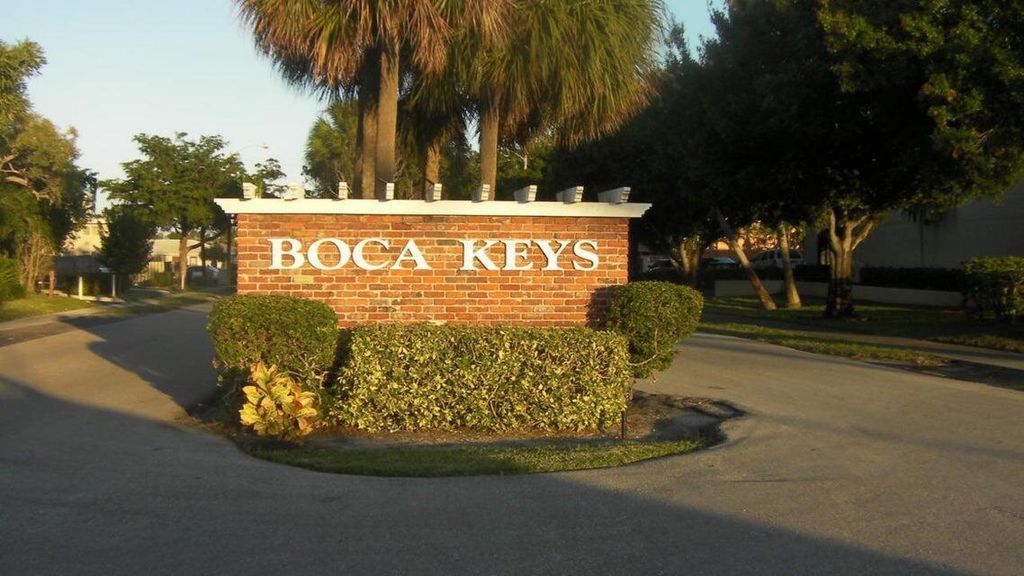 Photo of 660 Glouchester Street #105, Boca Raton, FL 33487 (MLS # B26021288)