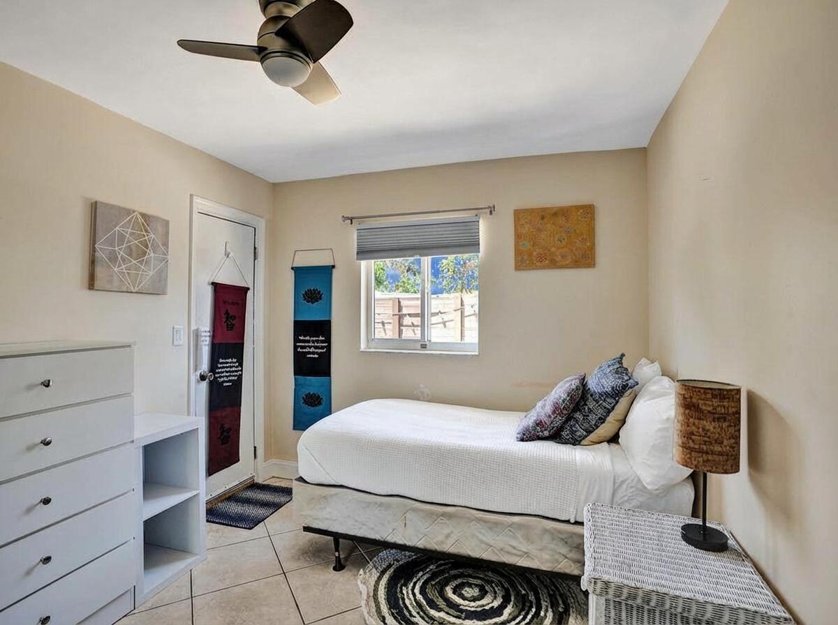 WINFIELD PARK UNIT 1 - Residential Lease