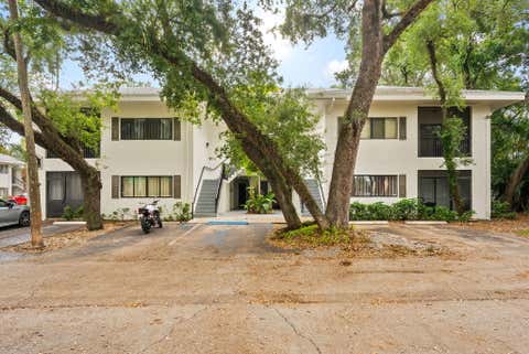 Photo of 2550 SW 18th Terrace #2103, Fort Lauderdale, FL 33315 (MLS # B26041267)