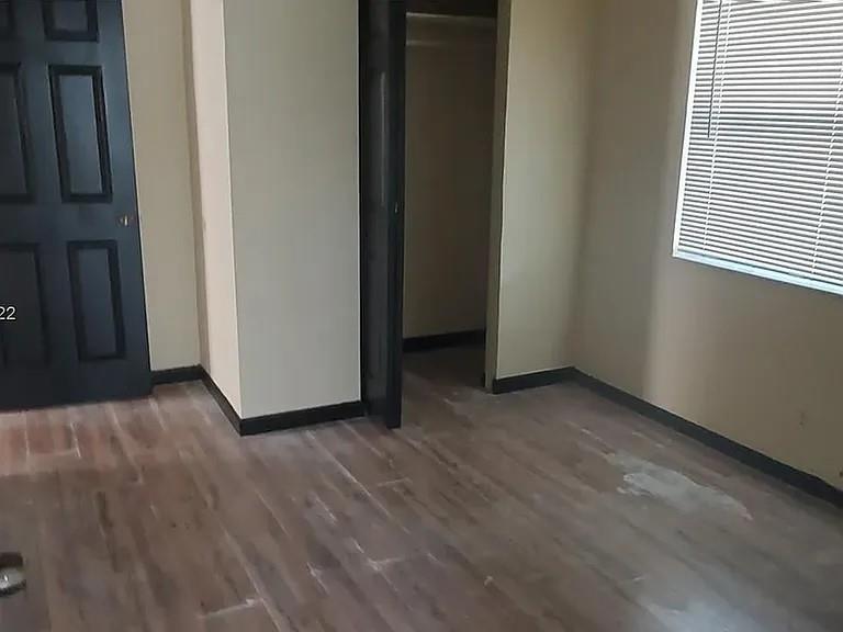DELRAY BCH RESUB BLK 17 IN - Residential Lease