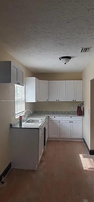 DELRAY BCH RESUB BLK 17 IN - Residential Lease