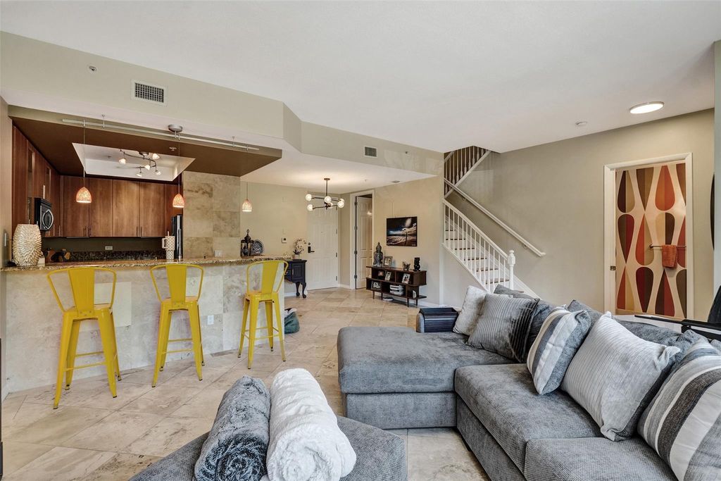 Photo of 2601 NE 14th Ave #104, Wilton Manors, FL 33334 (MLS # F10532680)